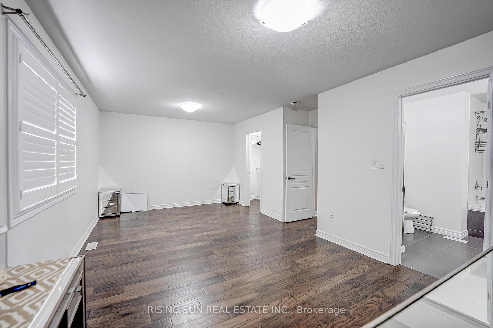 Photo 33 of 74 Dodman Crescent, Hamilton, Ancaster — HOMEH