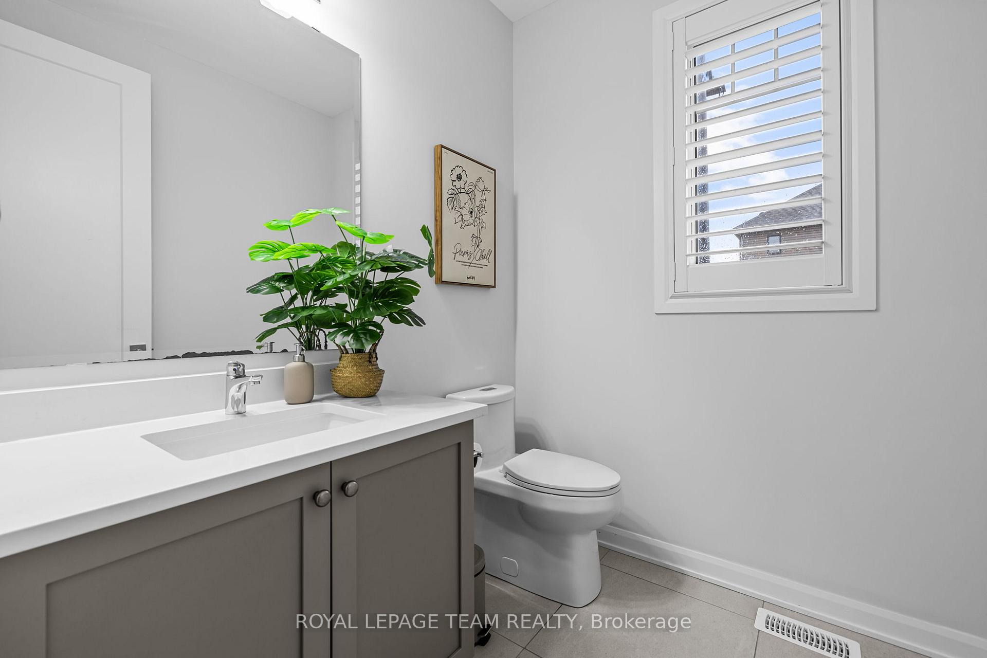 Photo 18 of 54 Ascari Road, Ottawa, Mahogany Community — HOMEH