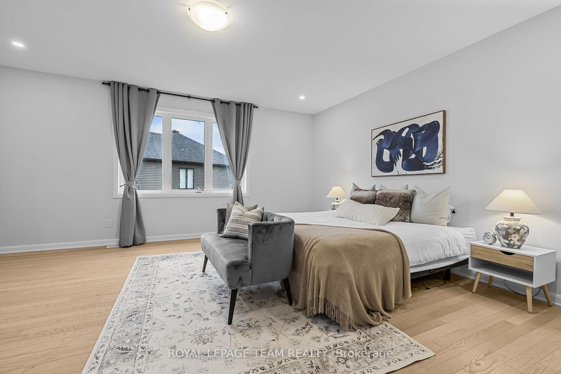 Photo 21 of 54 Ascari Road, Ottawa, Mahogany Community — HOMEH