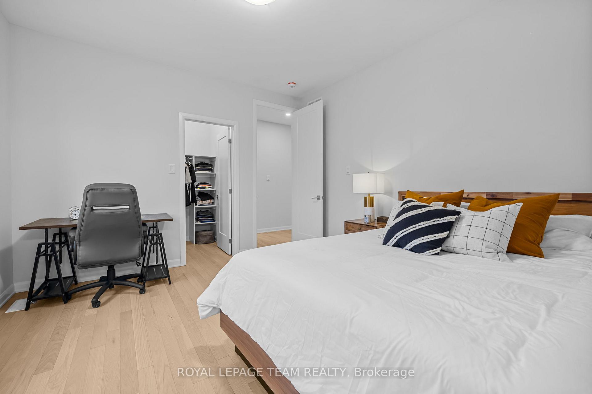 Photo 28 of 54 Ascari Road, Ottawa, Mahogany Community — HOMEH