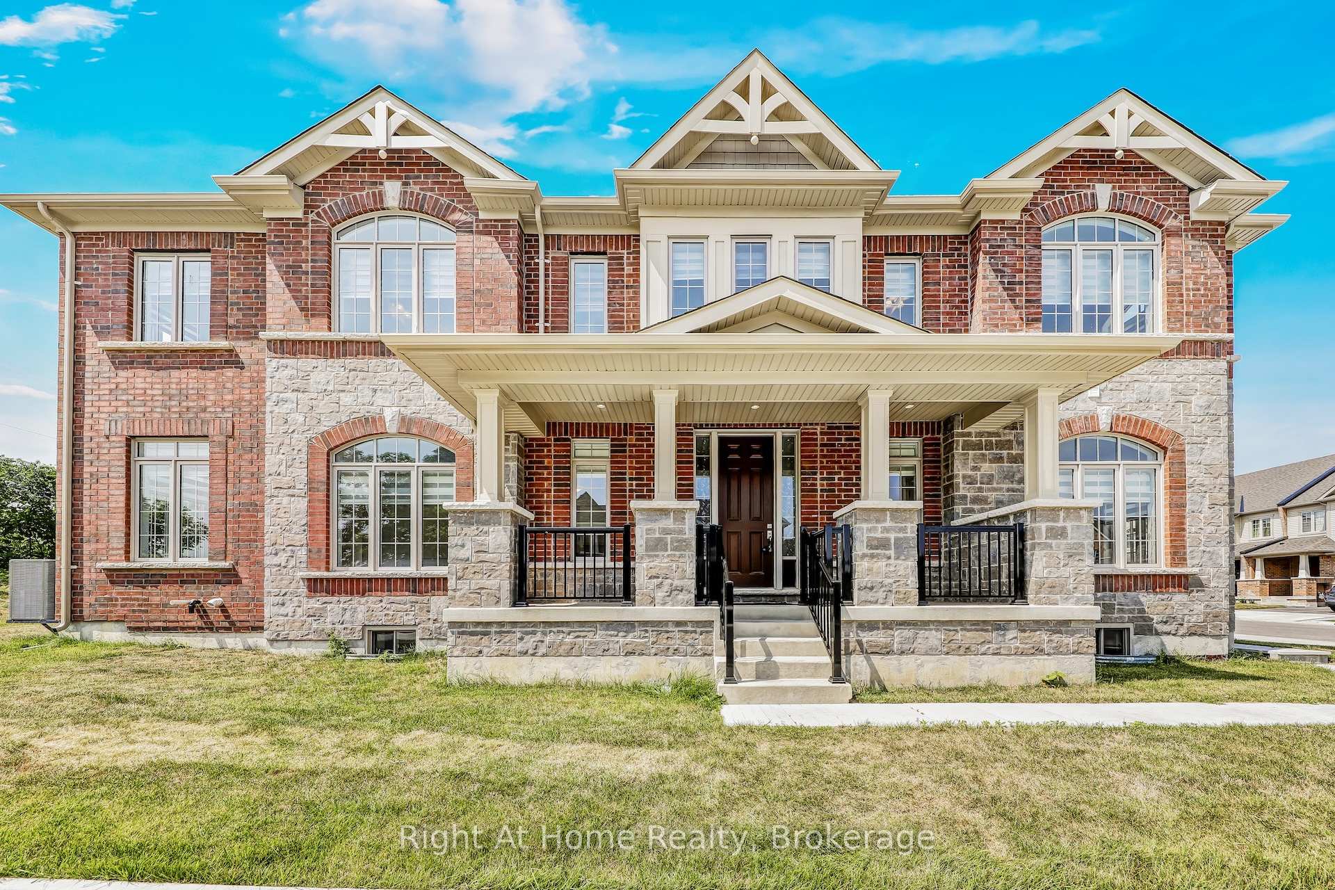 Photo 1 of 226 Broadacre Drive, Kitchener — HOMEH