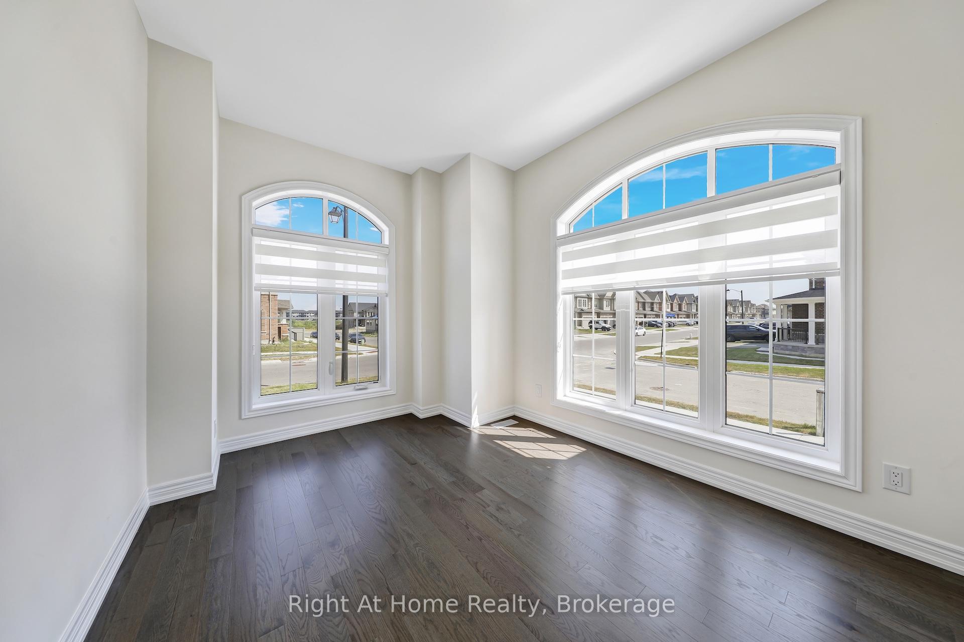 Photo 9 of 226 Broadacre Drive, Kitchener — HOMEH