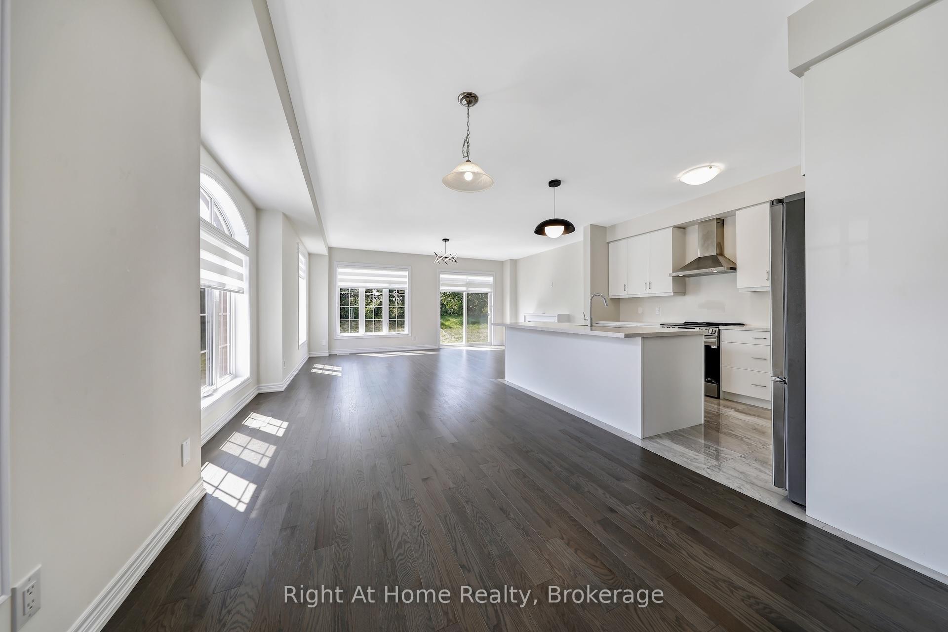 Photo 11 of 226 Broadacre Drive, Kitchener — HOMEH