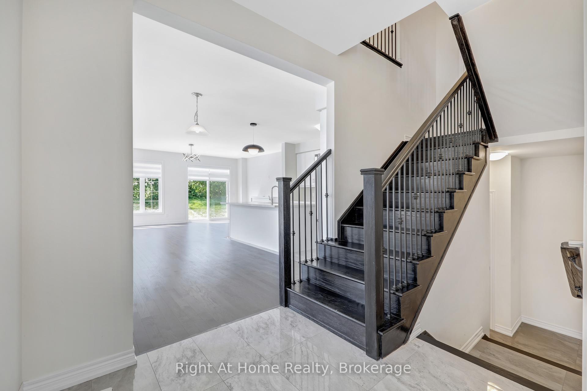 Photo 21 of 226 Broadacre Drive, Kitchener — HOMEH