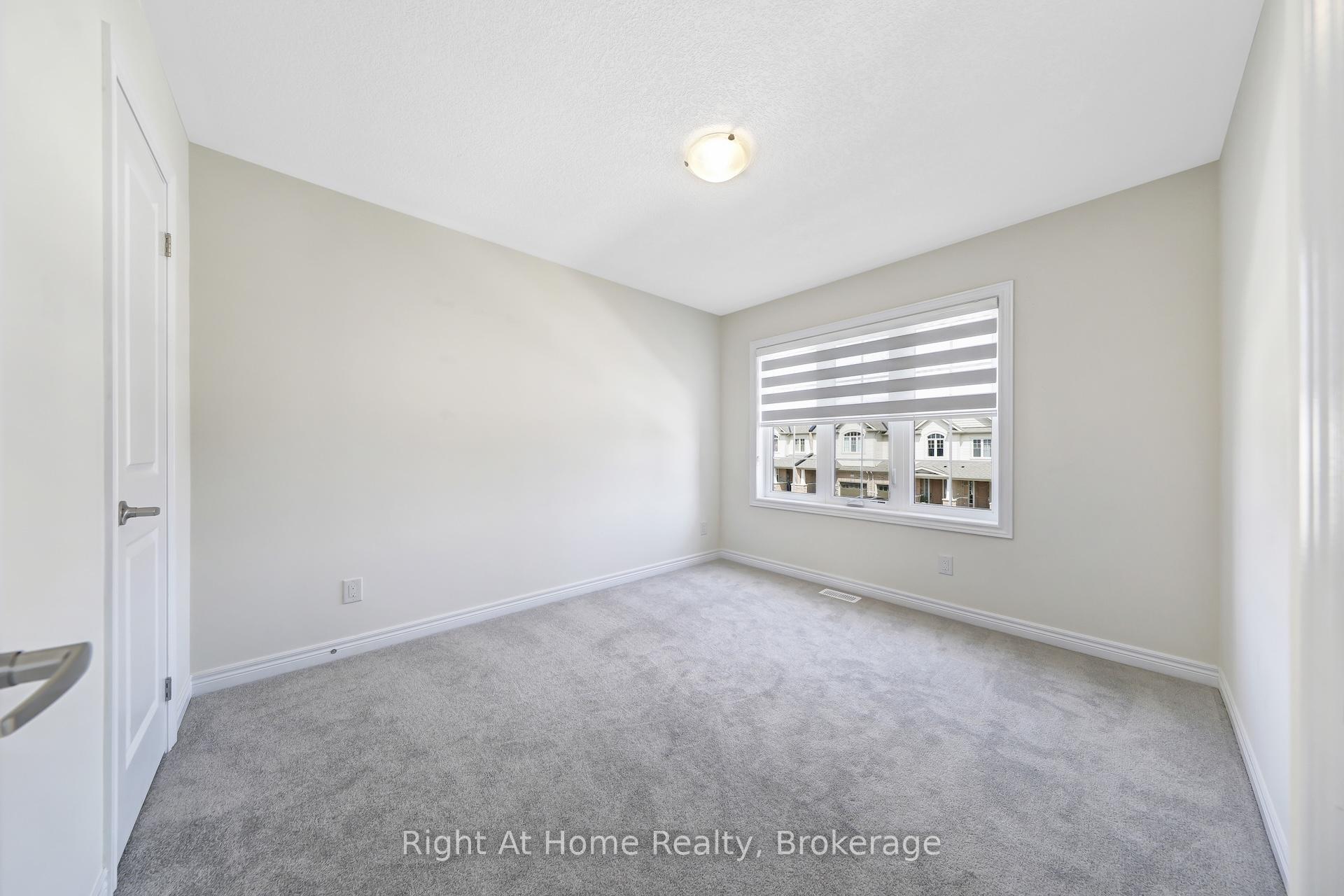 Photo 26 of 226 Broadacre Drive, Kitchener — HOMEH