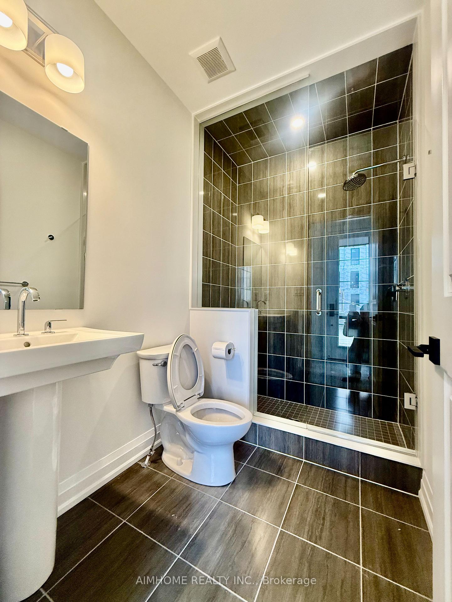 Photo 19 of 52 Balance Crescent, Markham, Cachet — HOMEH