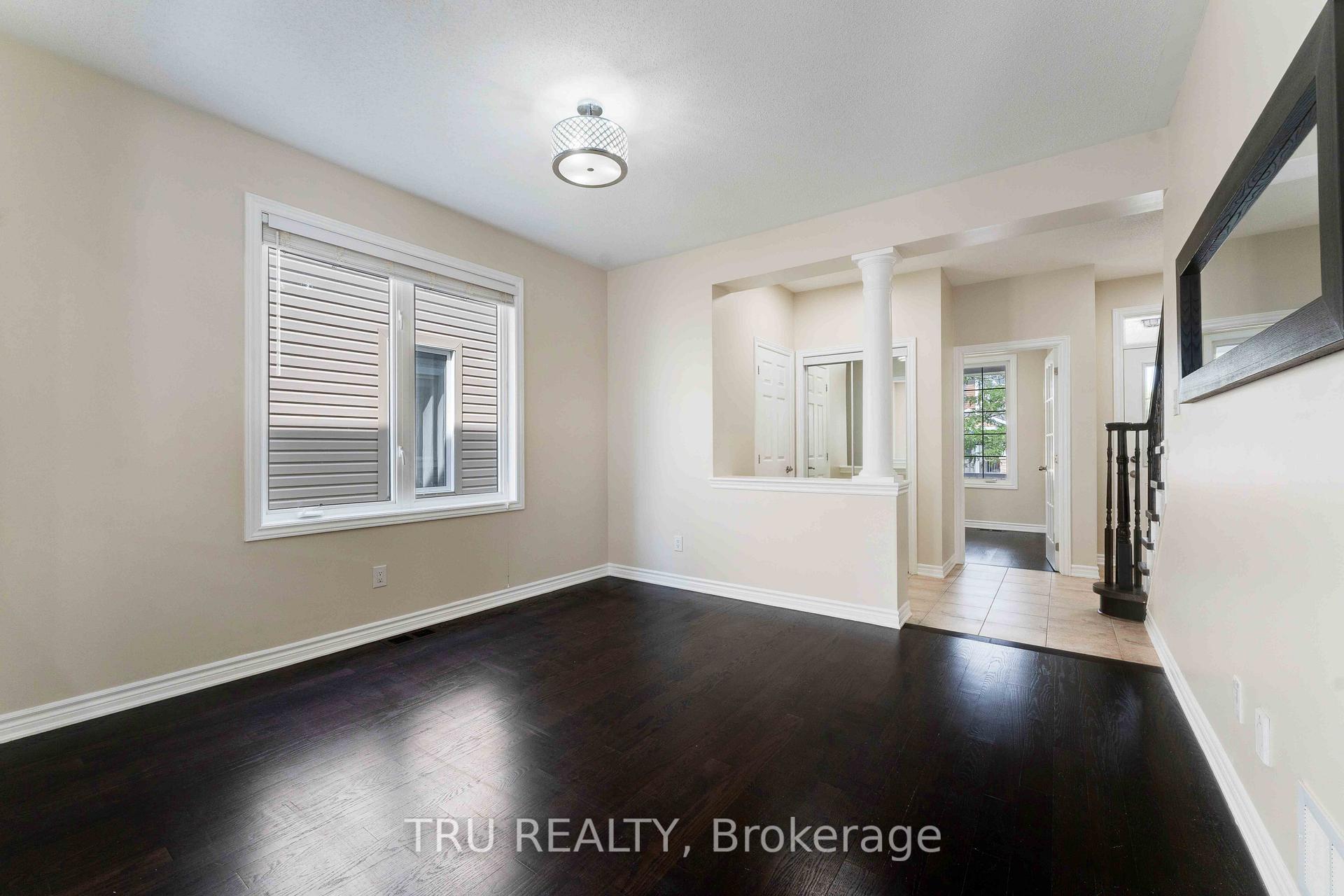 Photo 3 of 352 Meadowbreeze Drive, Ottawa, Kanata - Emerald Meadows/Trailwest — HOMEH