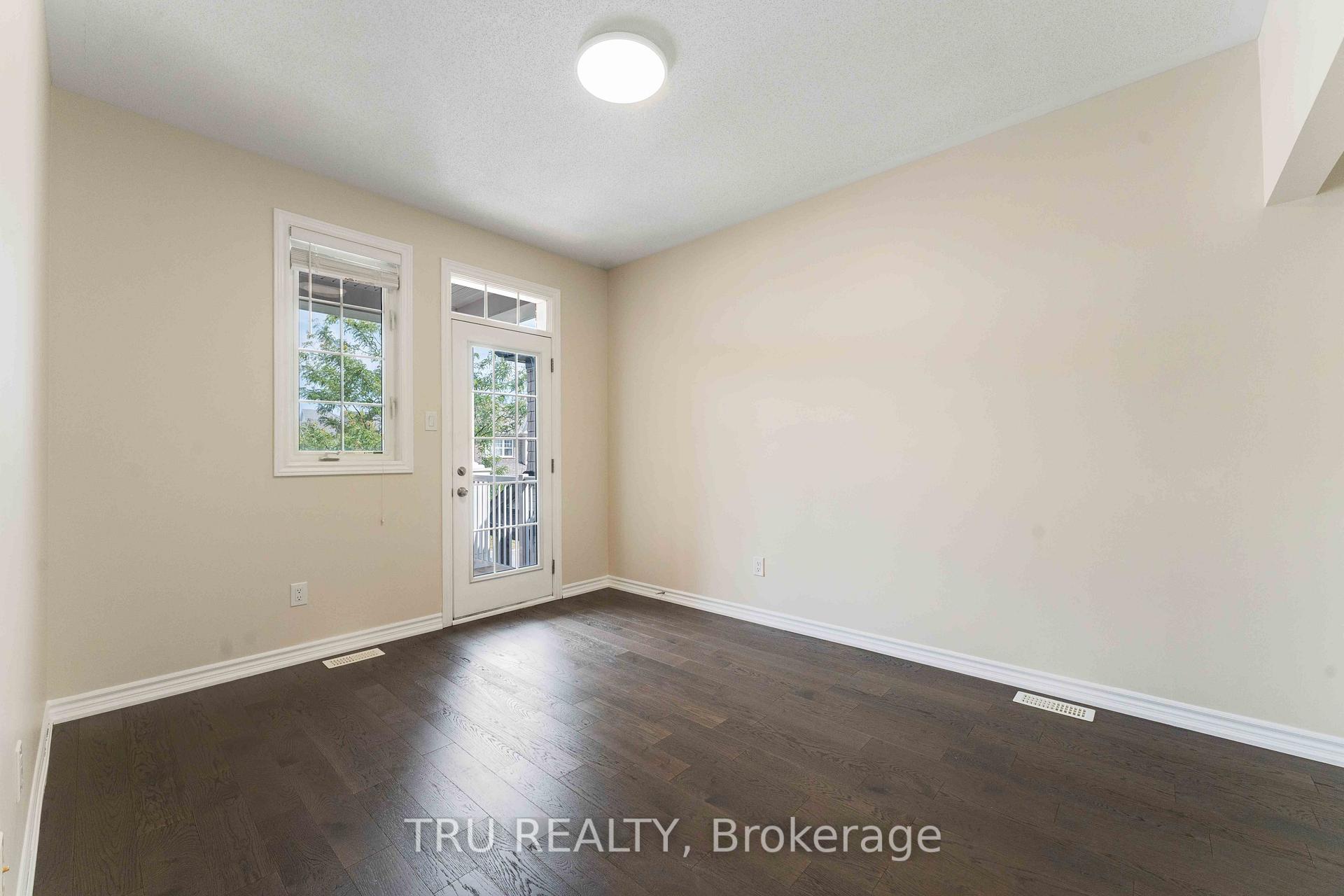Photo 14 of 352 Meadowbreeze Drive, Ottawa, Kanata - Emerald Meadows/Trailwest — HOMEH