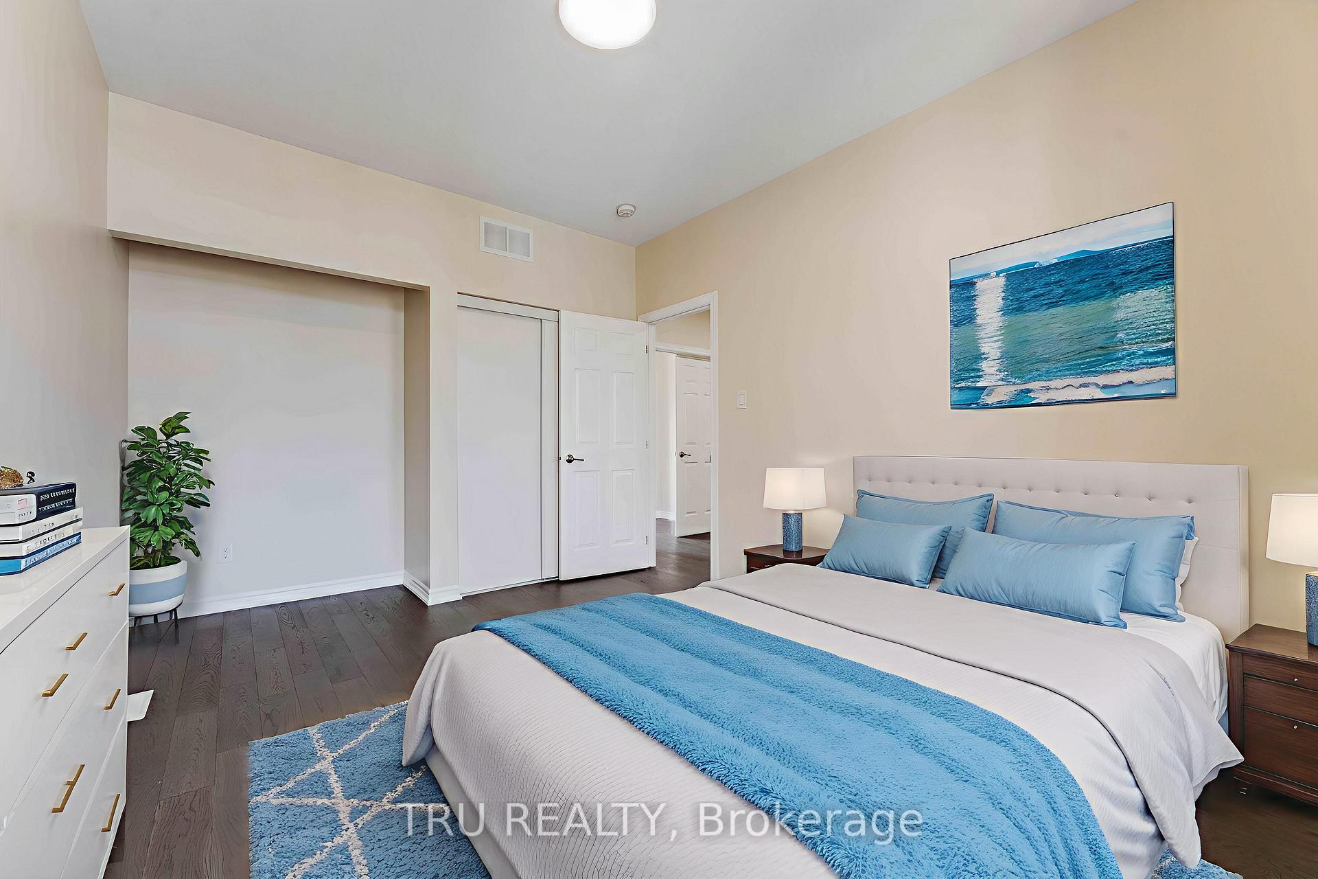 Photo 15 of 352 Meadowbreeze Drive, Ottawa, Kanata - Emerald Meadows/Trailwest — HOMEH