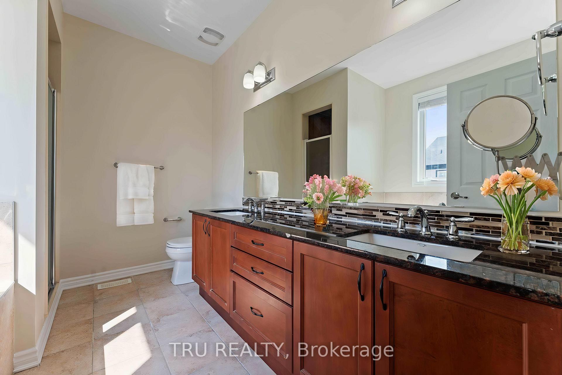 Photo 18 of 352 Meadowbreeze Drive, Ottawa, Kanata - Emerald Meadows/Trailwest — HOMEH
