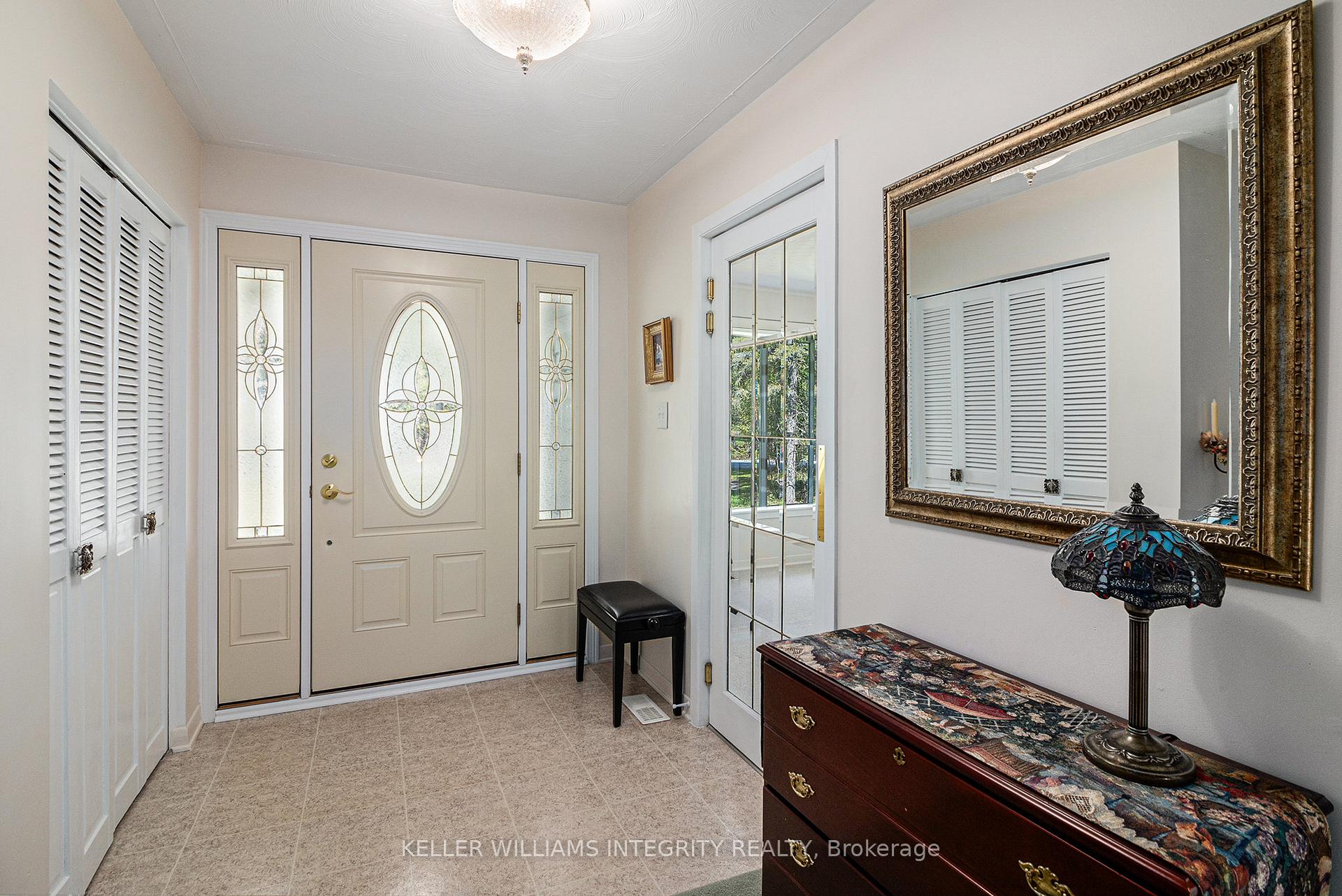 Photo 5 of 114 Constance Lake Road, Ottawa, Kanata - Kanata (North East) — HOMEH