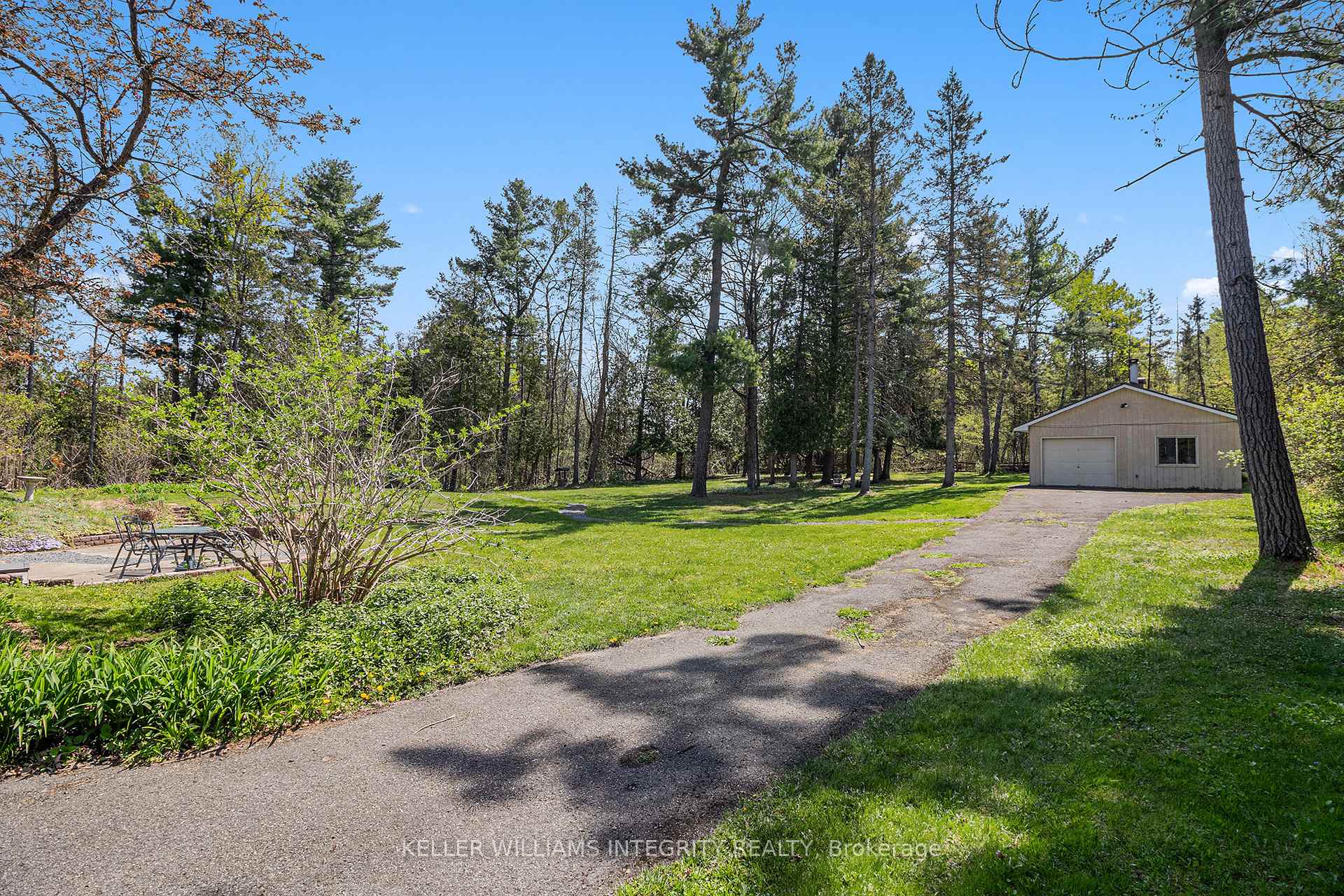 Photo 36 of 114 Constance Lake Road, Ottawa, Kanata - Kanata (North East) — HOMEH