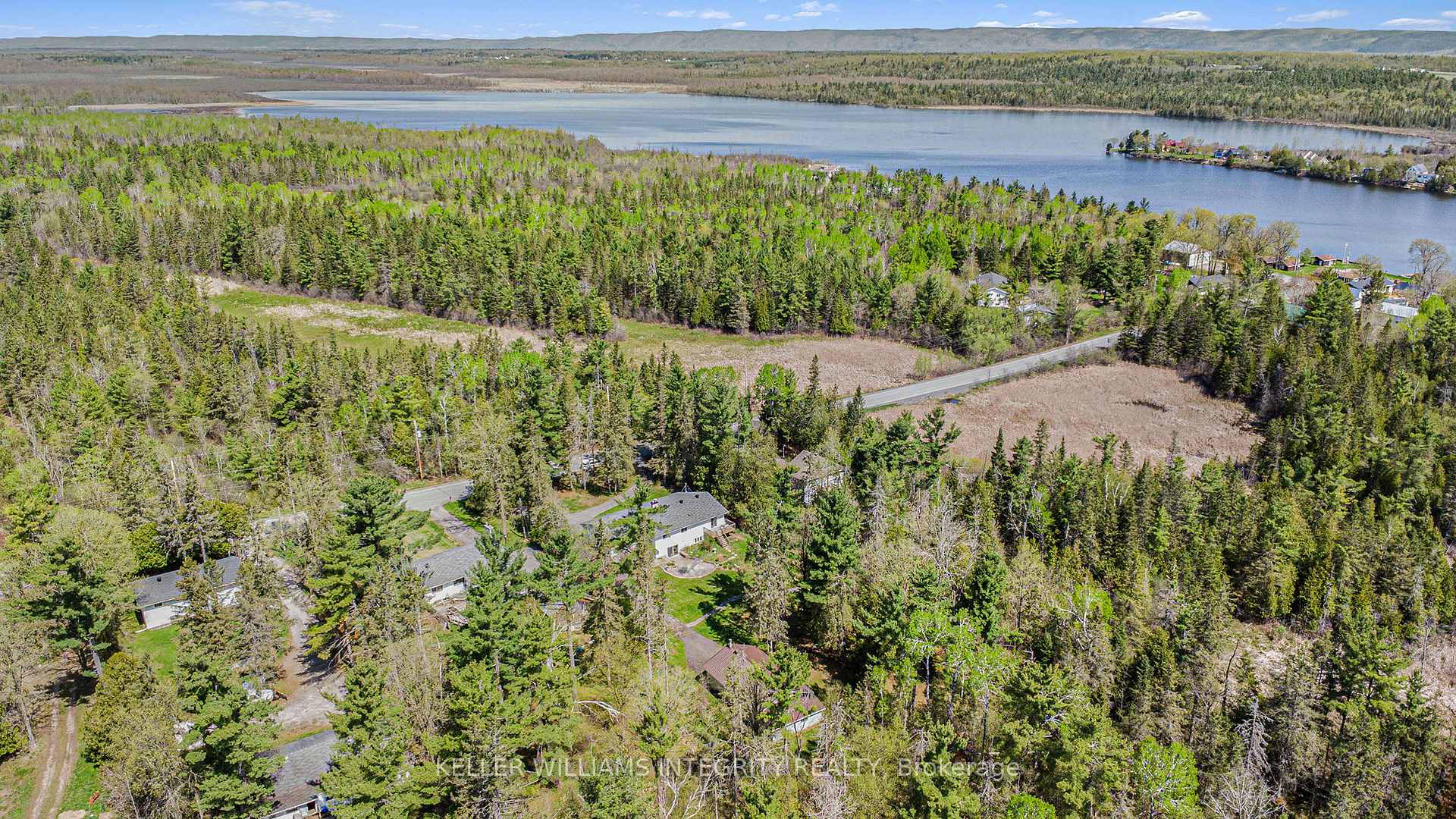 Photo 41 of 114 Constance Lake Road, Ottawa, Kanata - Kanata (North East) — HOMEH