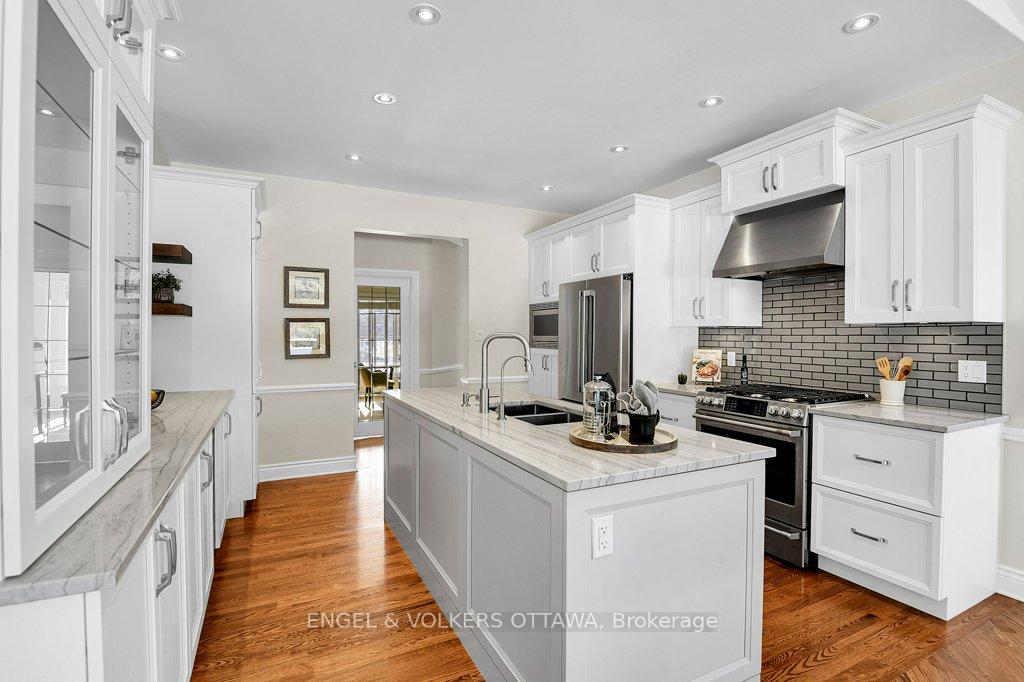 Photo 11 of 1323 Scharfgate Drive, Ottawa, Manotick Village & Manotick Estates — HOMEH