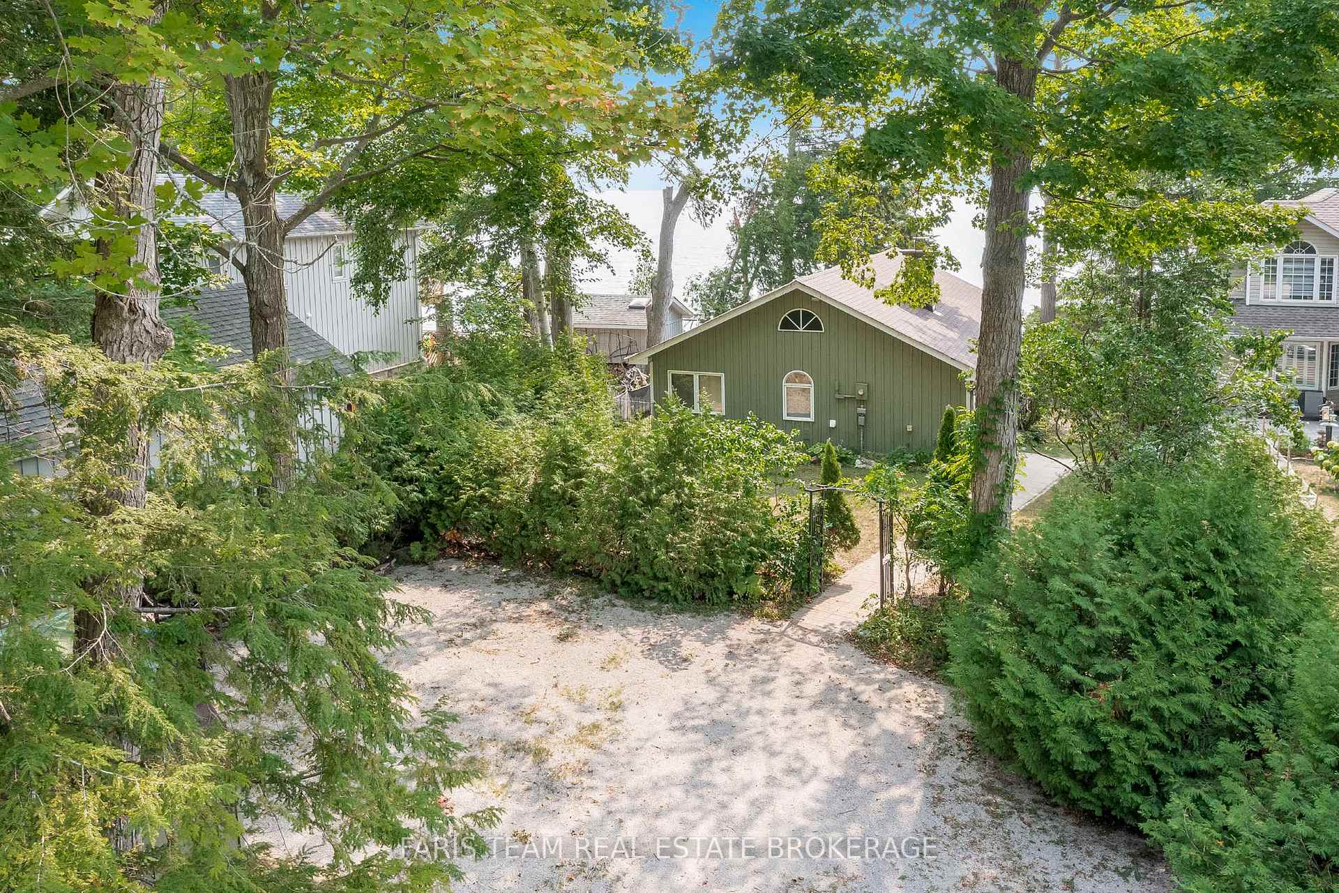 Photo 2 of 2855 Purvis Street, Innisfil, Rural Innisfil — HOMEH