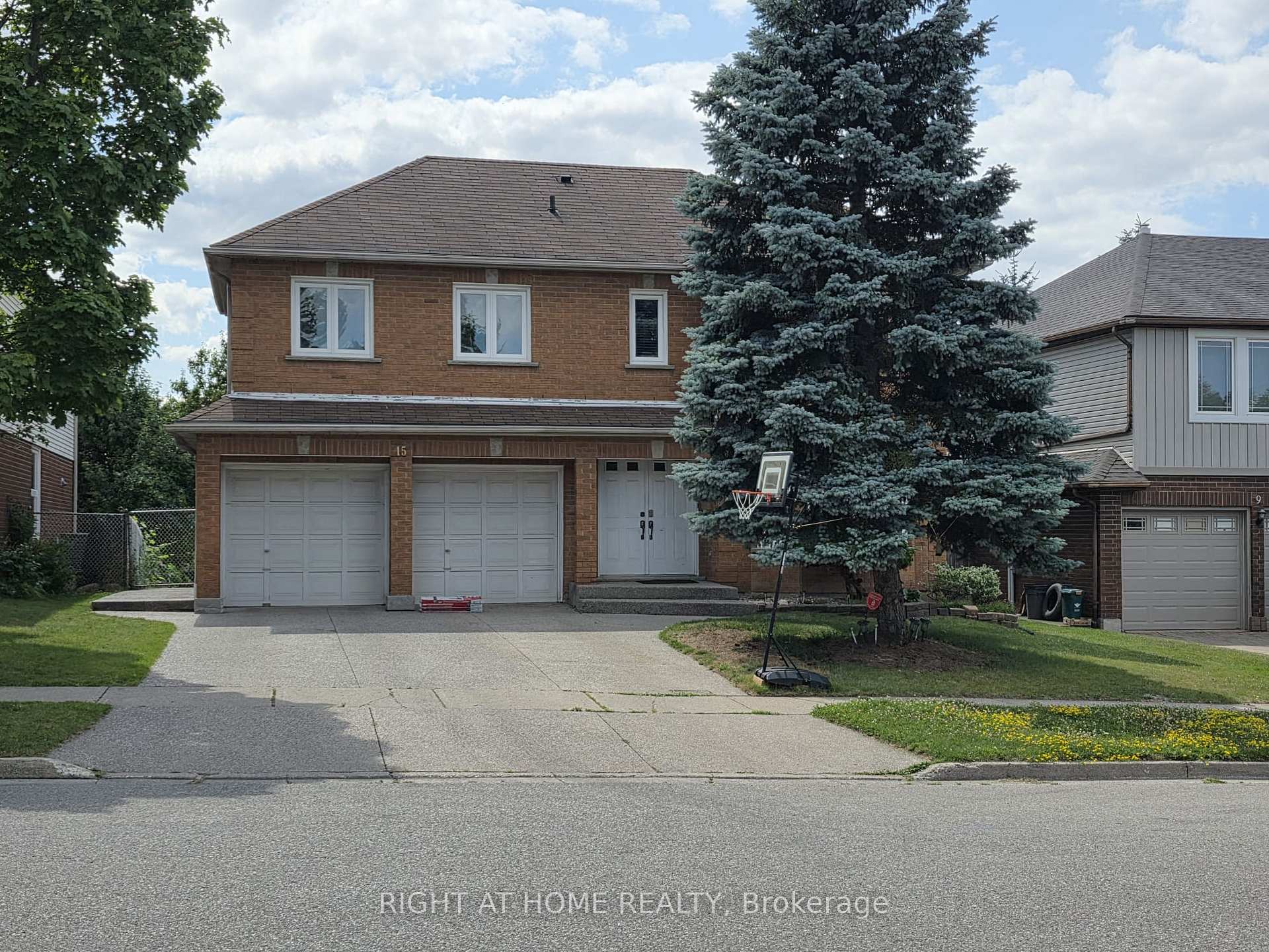 Photo 1 of 15 Lorilee Crescent, Kitchener, Forest Heights — HOMEH