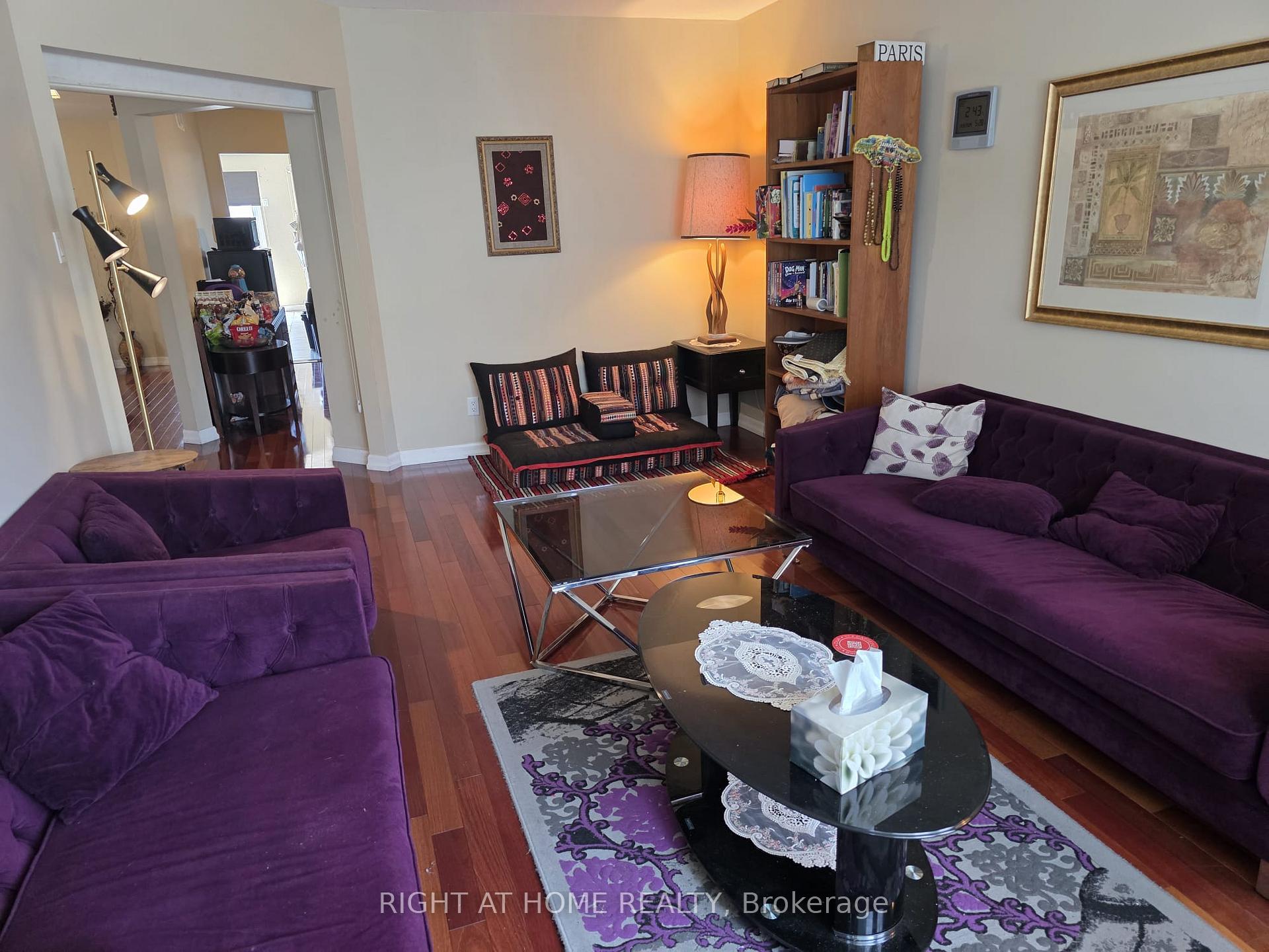 Photo 6 of 15 Lorilee Crescent, Kitchener, Forest Heights — HOMEH
