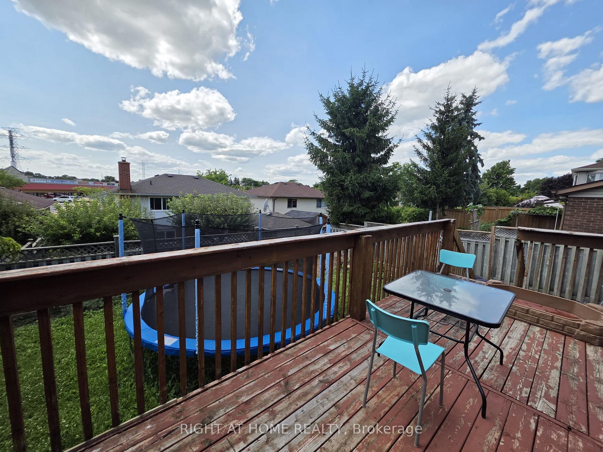 Photo 15 of 15 Lorilee Crescent, Kitchener, Forest Heights — HOMEH