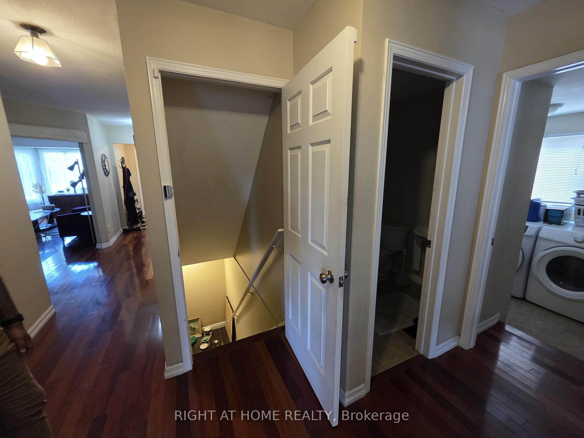 Photo 20 of 15 Lorilee Crescent, Kitchener, Forest Heights — HOMEH
