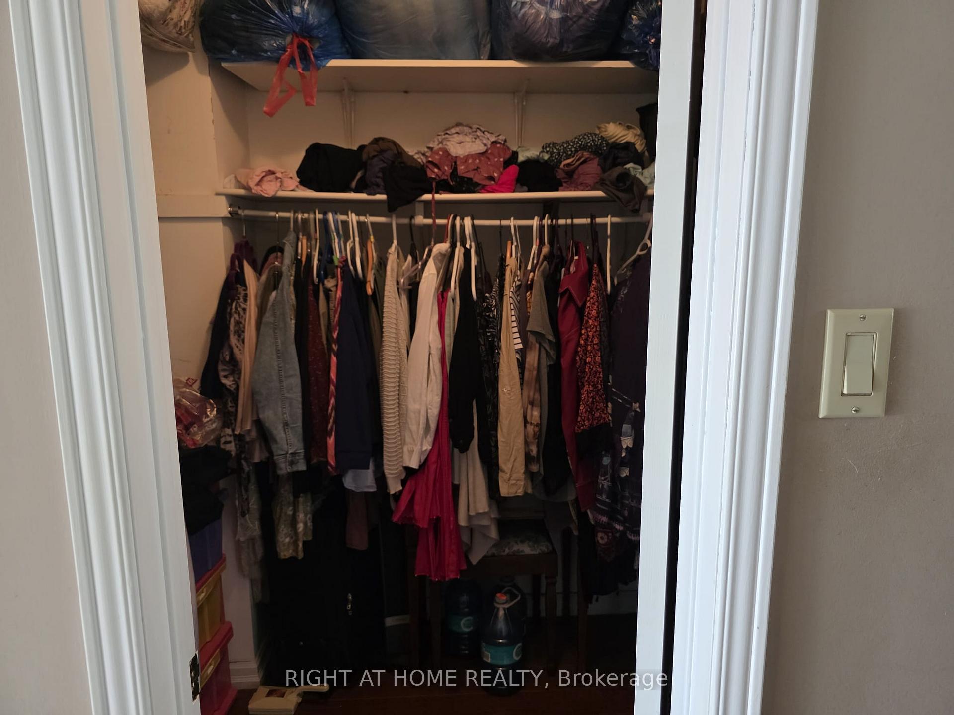 Photo 30 of 15 Lorilee Crescent, Kitchener, Forest Heights — HOMEH