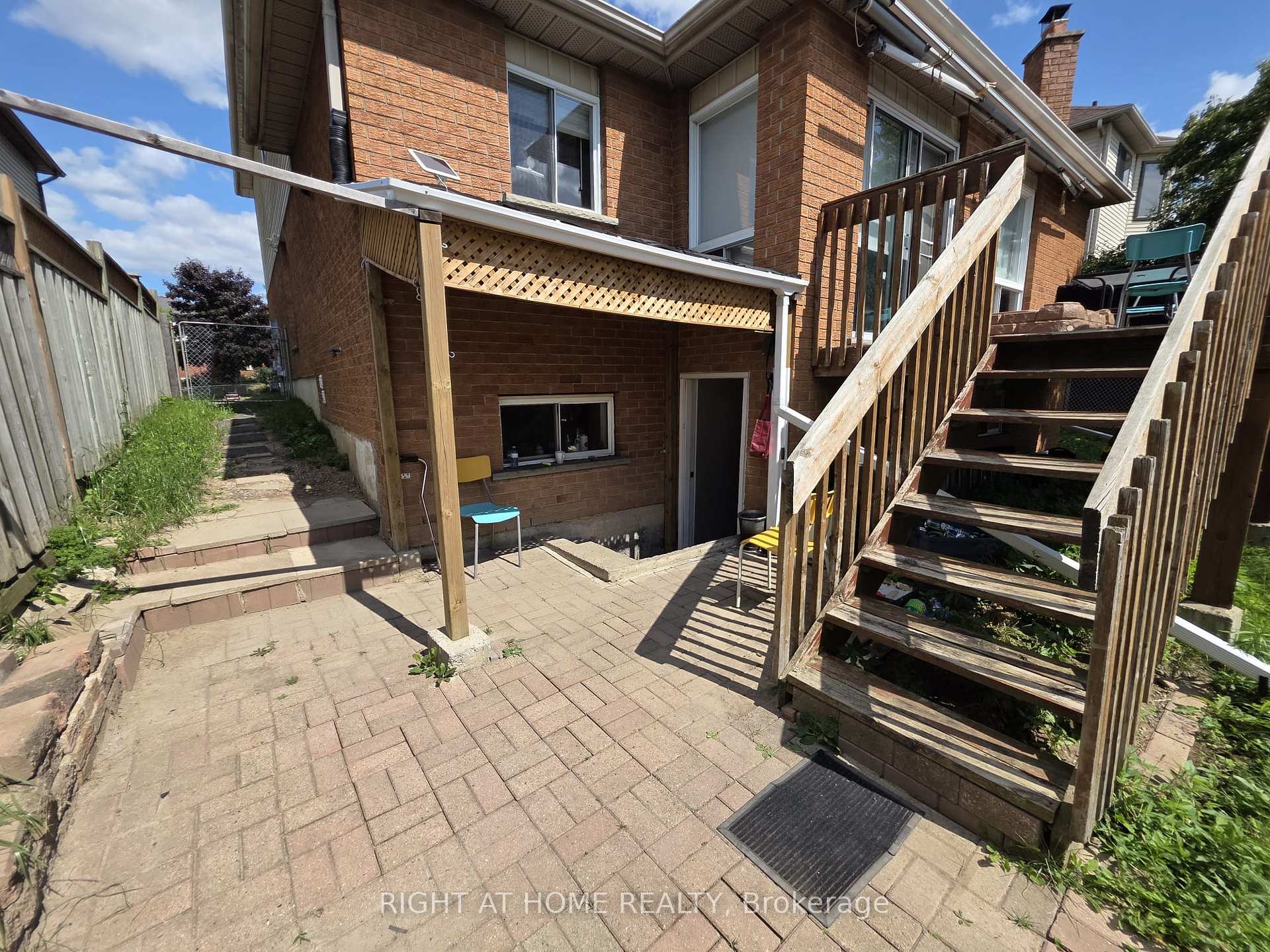 Photo 45 of 15 Lorilee Crescent, Kitchener, Forest Heights — HOMEH