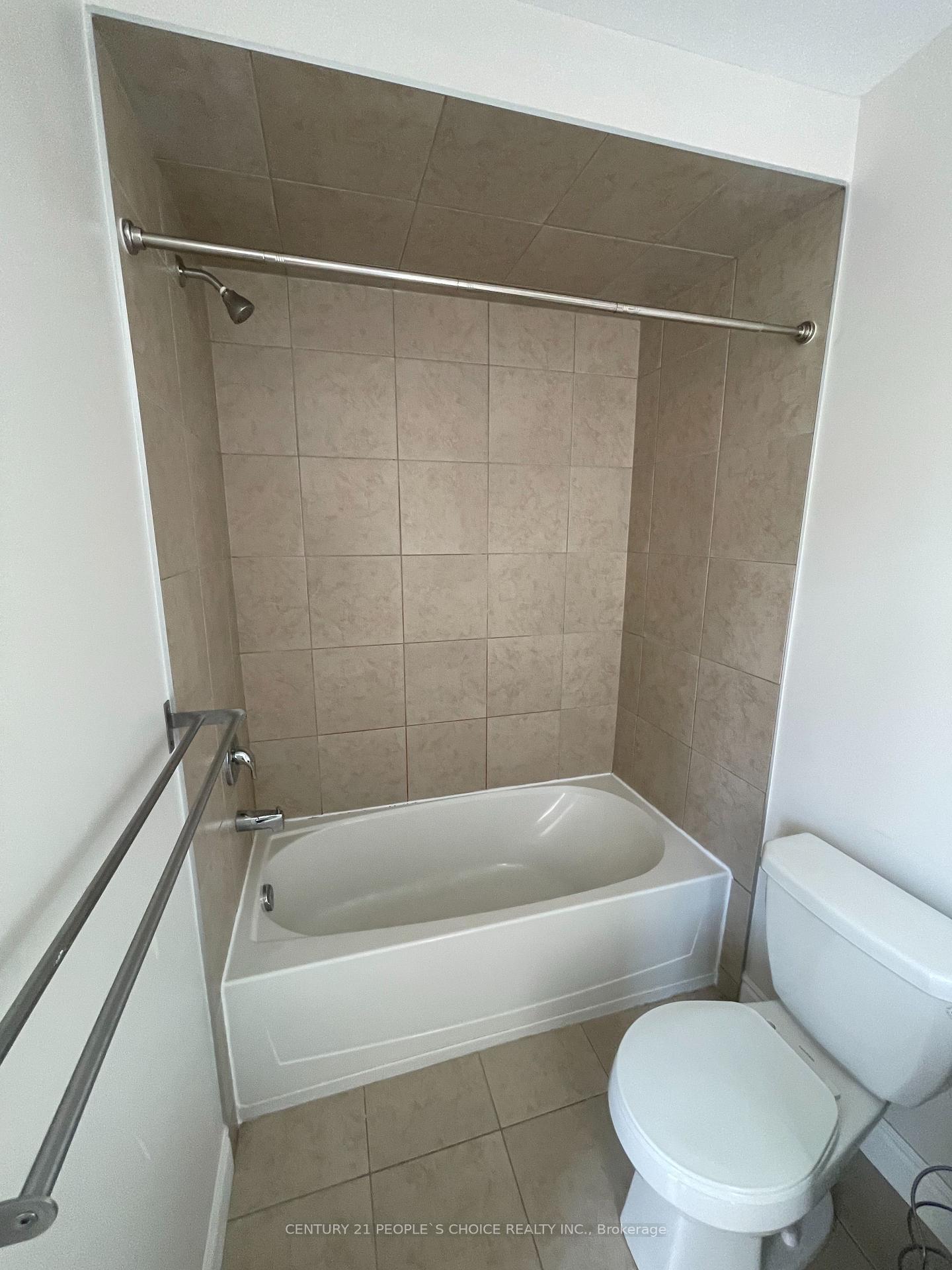 Photo 26 of 10 England Terrace, Hamilton, Stoney Creek — HOMEH