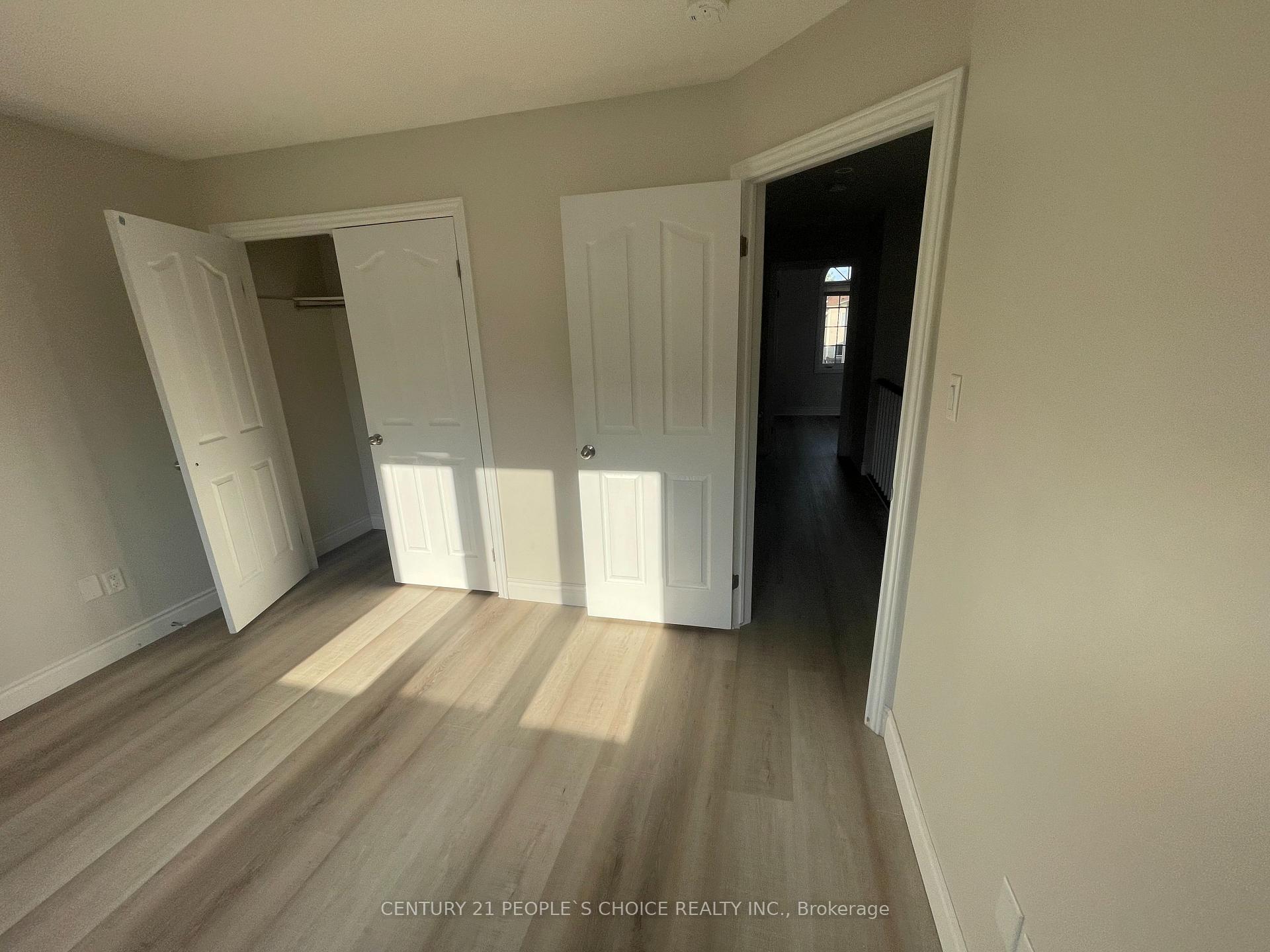 Photo 27 of 10 England Terrace, Hamilton, Stoney Creek — HOMEH