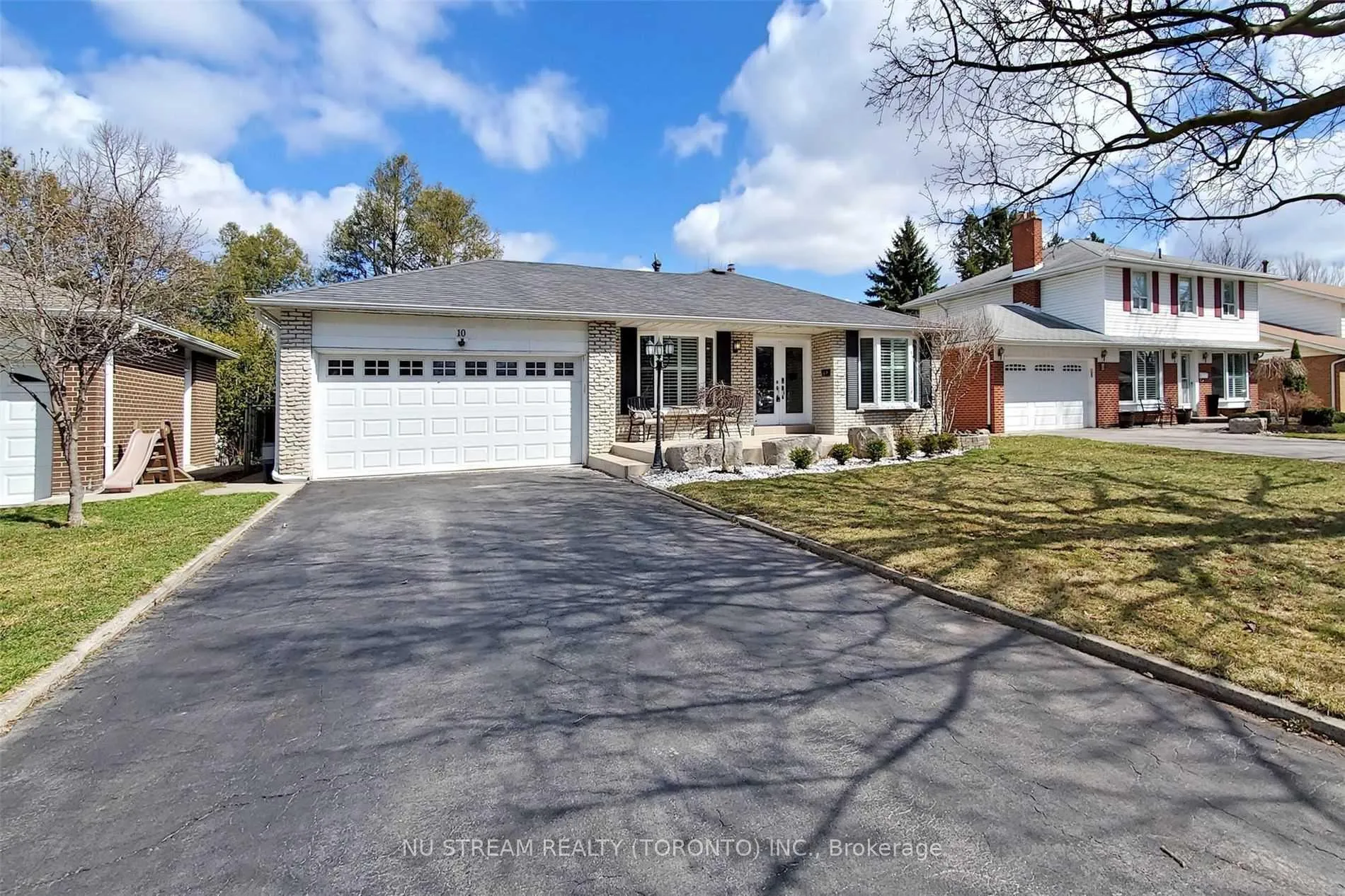 Photo 1 of Unit Basmt, 10 Southdale Drive, Markham, Bullock — HOMEH