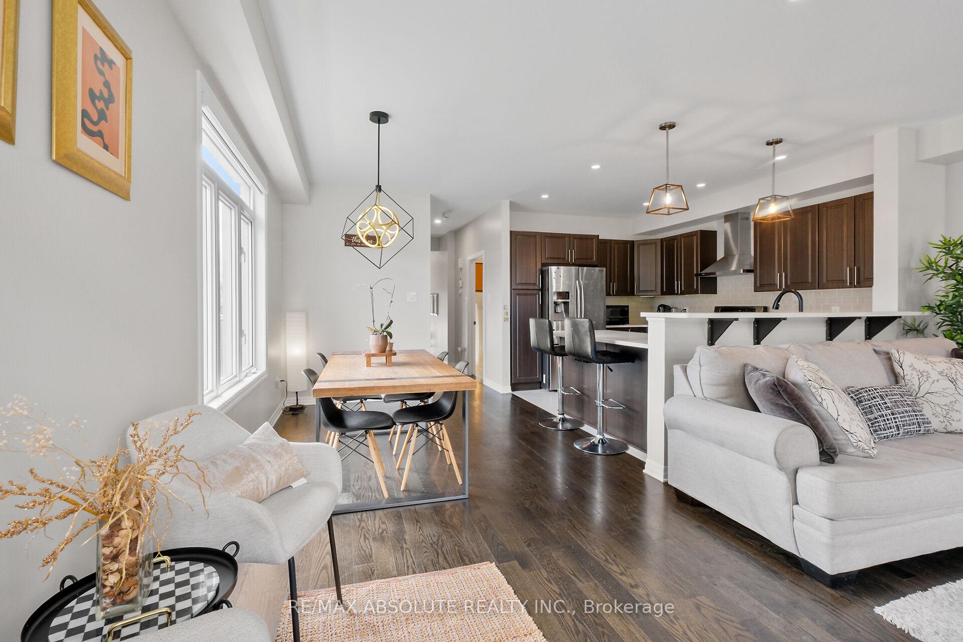Photo 16 of 243 Overberg Way, Ottawa, Kanata - Emerald Meadows/Trailwest — HOMEH