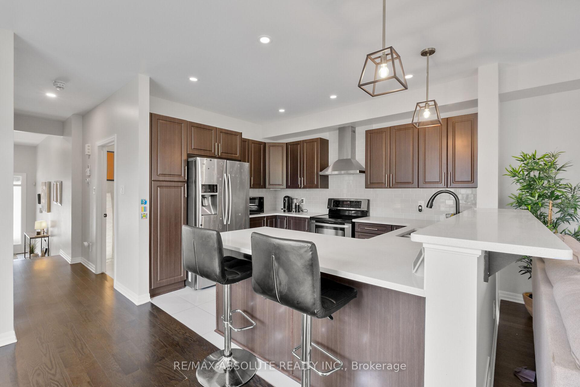 Photo 20 of 243 Overberg Way, Ottawa, Kanata - Emerald Meadows/Trailwest — HOMEH