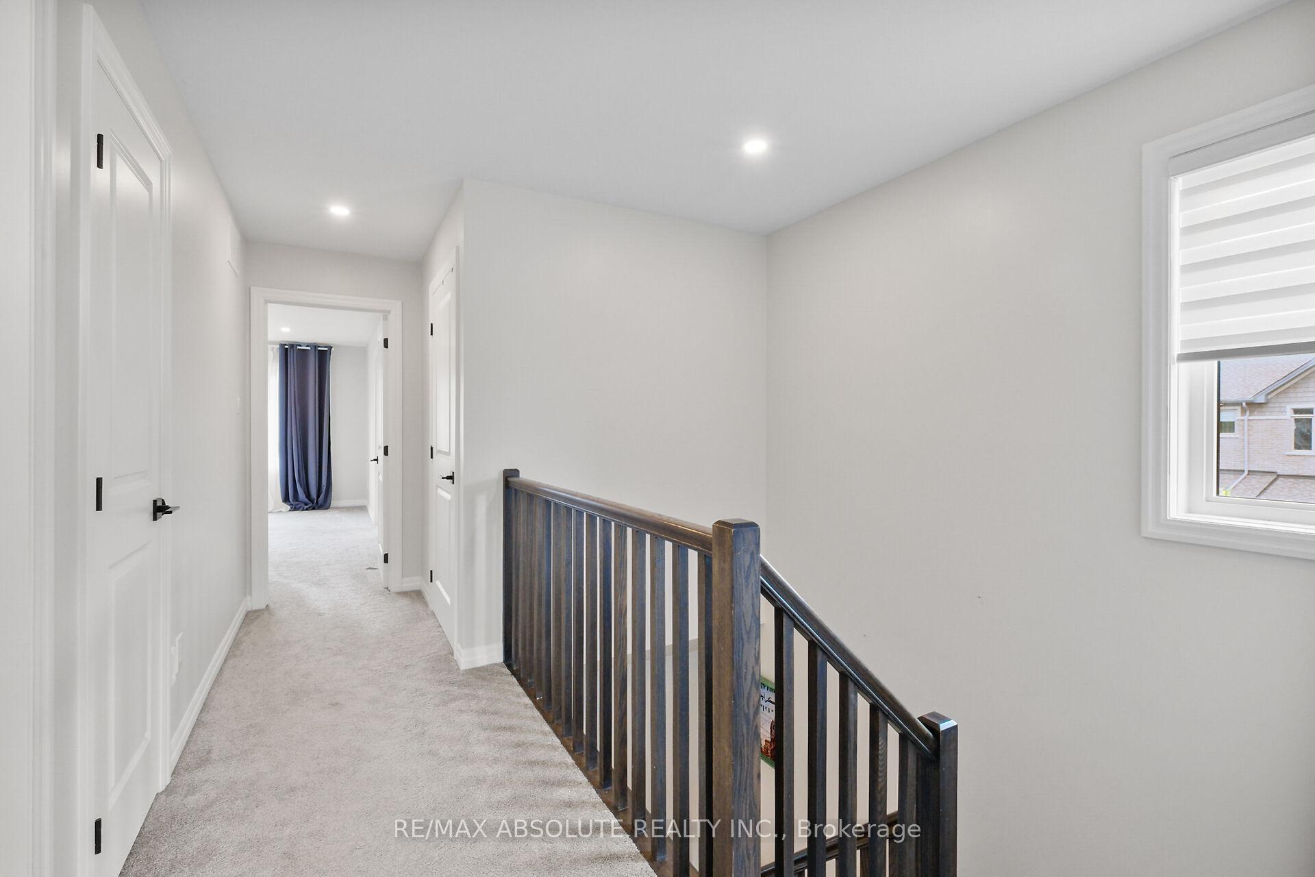 Photo 23 of 243 Overberg Way, Ottawa, Kanata - Emerald Meadows/Trailwest — HOMEH