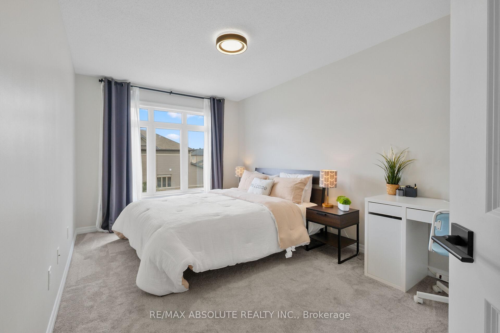 Photo 27 of 243 Overberg Way, Ottawa, Kanata - Emerald Meadows/Trailwest — HOMEH