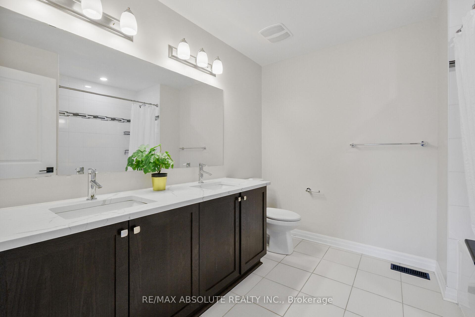 Photo 30 of 243 Overberg Way, Ottawa, Kanata - Emerald Meadows/Trailwest — HOMEH