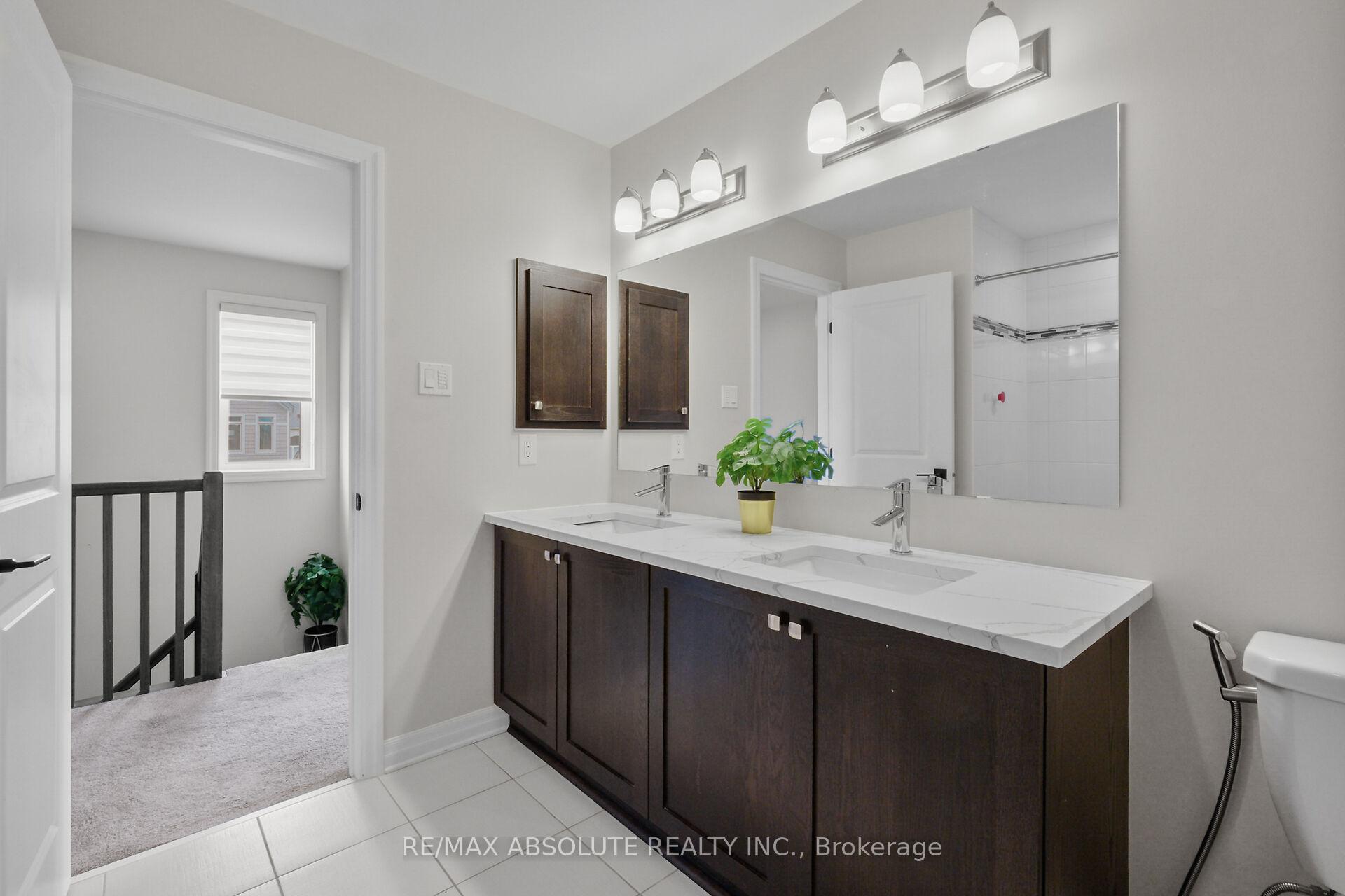 Photo 31 of 243 Overberg Way, Ottawa, Kanata - Emerald Meadows/Trailwest — HOMEH