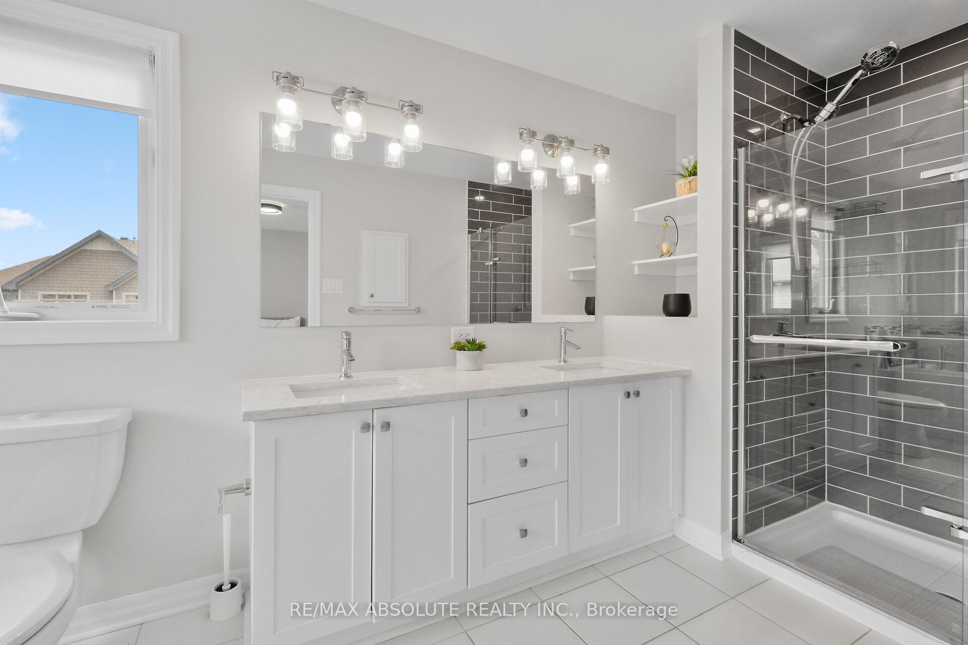 Photo 37 of 243 Overberg Way, Ottawa, Kanata - Emerald Meadows/Trailwest — HOMEH