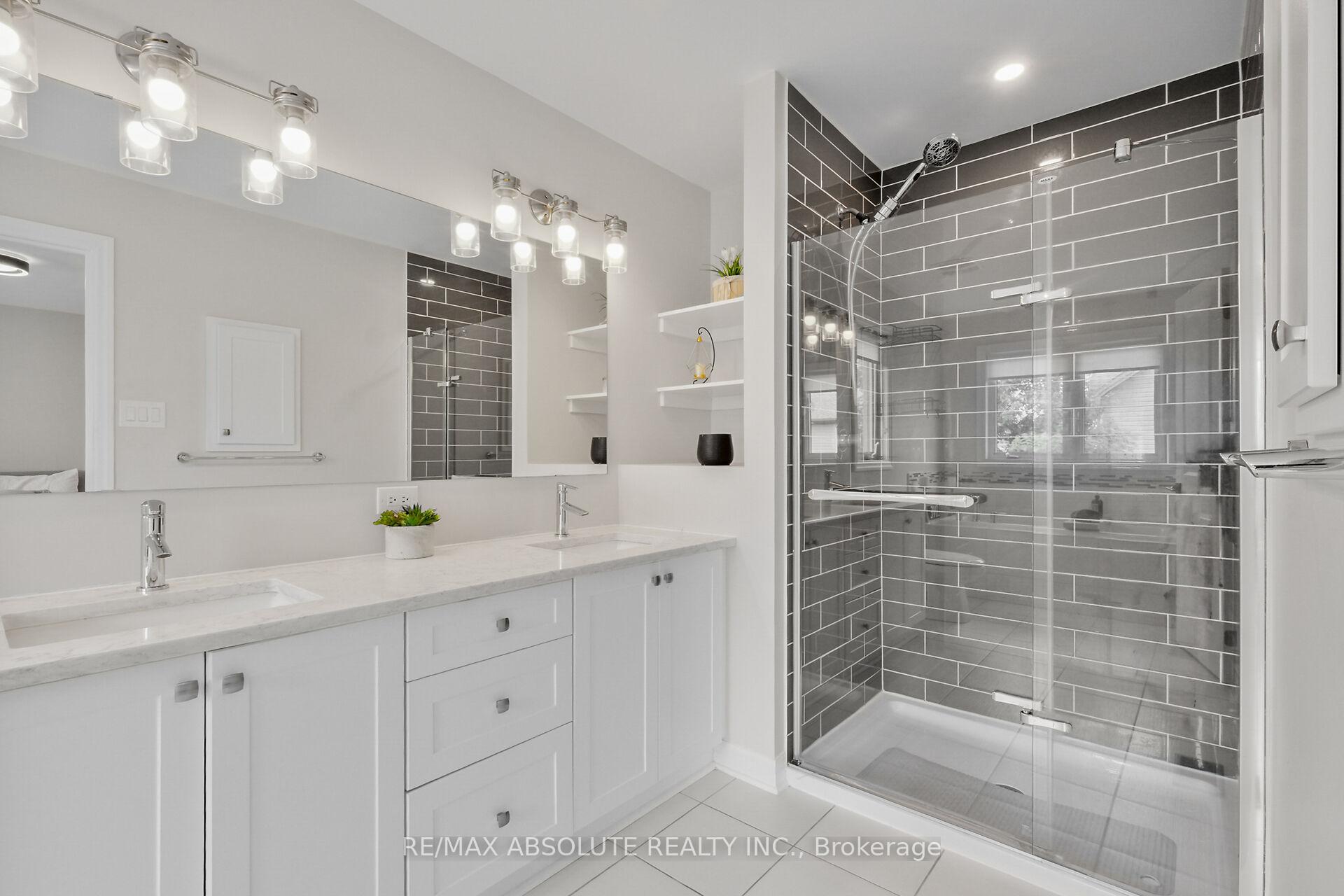 Photo 38 of 243 Overberg Way, Ottawa, Kanata - Emerald Meadows/Trailwest — HOMEH
