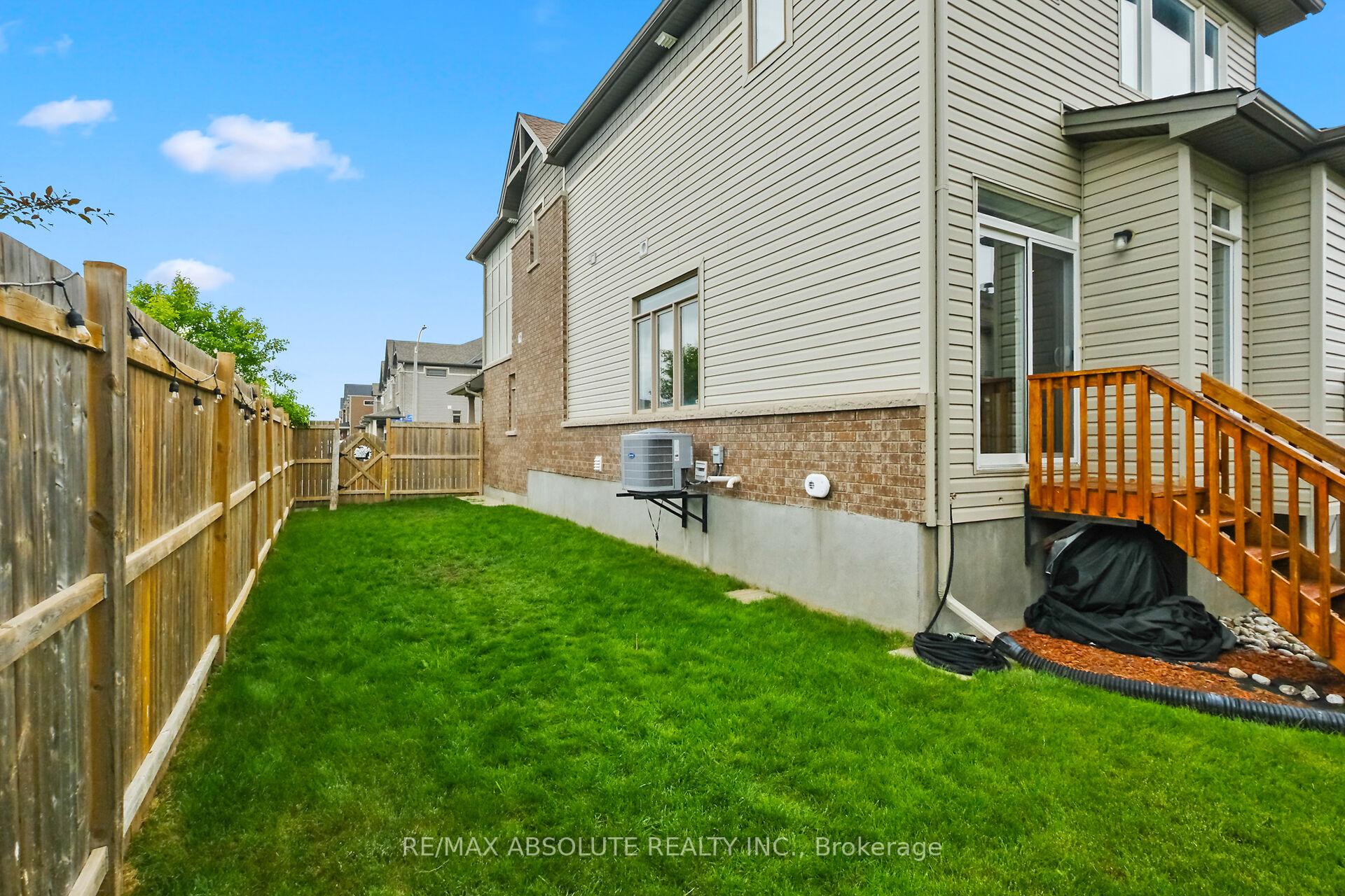 Photo 45 of 243 Overberg Way, Ottawa, Kanata - Emerald Meadows/Trailwest — HOMEH