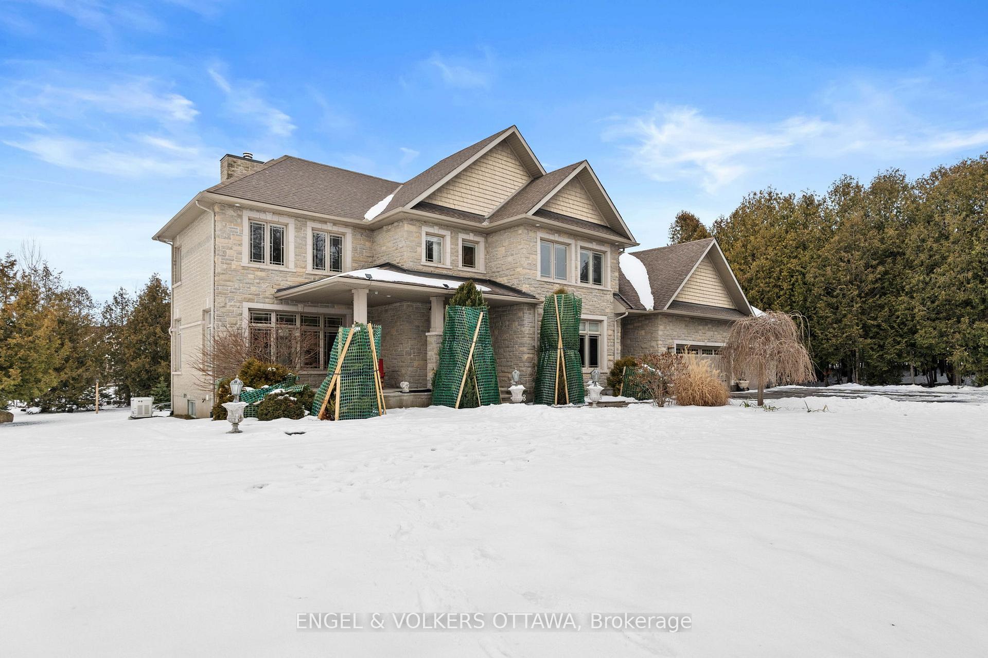 Photo 3 of 5785 Longhearth Way, Ottawa, Manotick East to Manotick Station — HOMEH