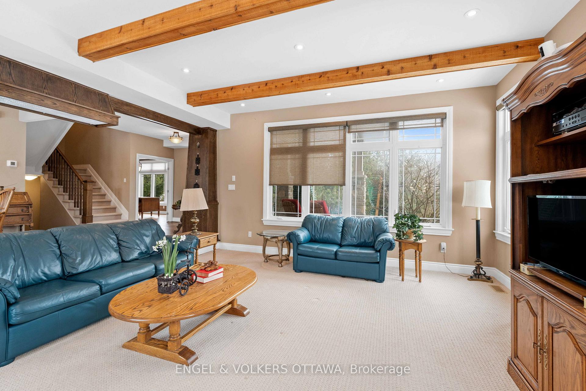 Photo 16 of 5785 Longhearth Way, Ottawa, Manotick East to Manotick Station — HOMEH