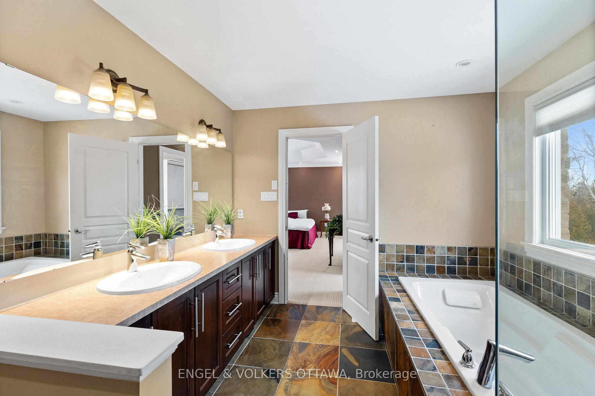 Photo 29 of 5785 Longhearth Way, Ottawa, Manotick East to Manotick Station — HOMEH