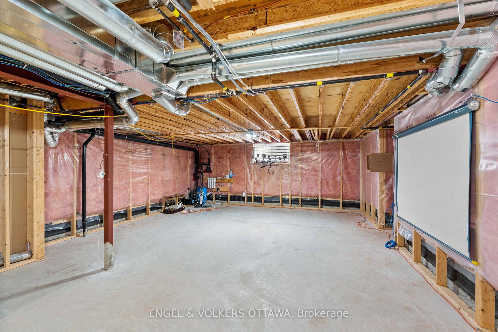 Photo 35 of 5785 Longhearth Way, Ottawa, Manotick East to Manotick Station — HOMEH