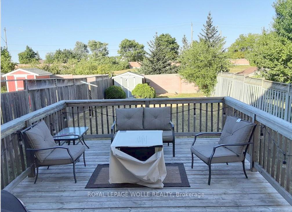 Photo 14 of 238 Benesfort Crescent, Kitchener — HOMEH