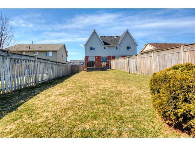 Photo 15 of 238 Benesfort Crescent, Kitchener — HOMEH