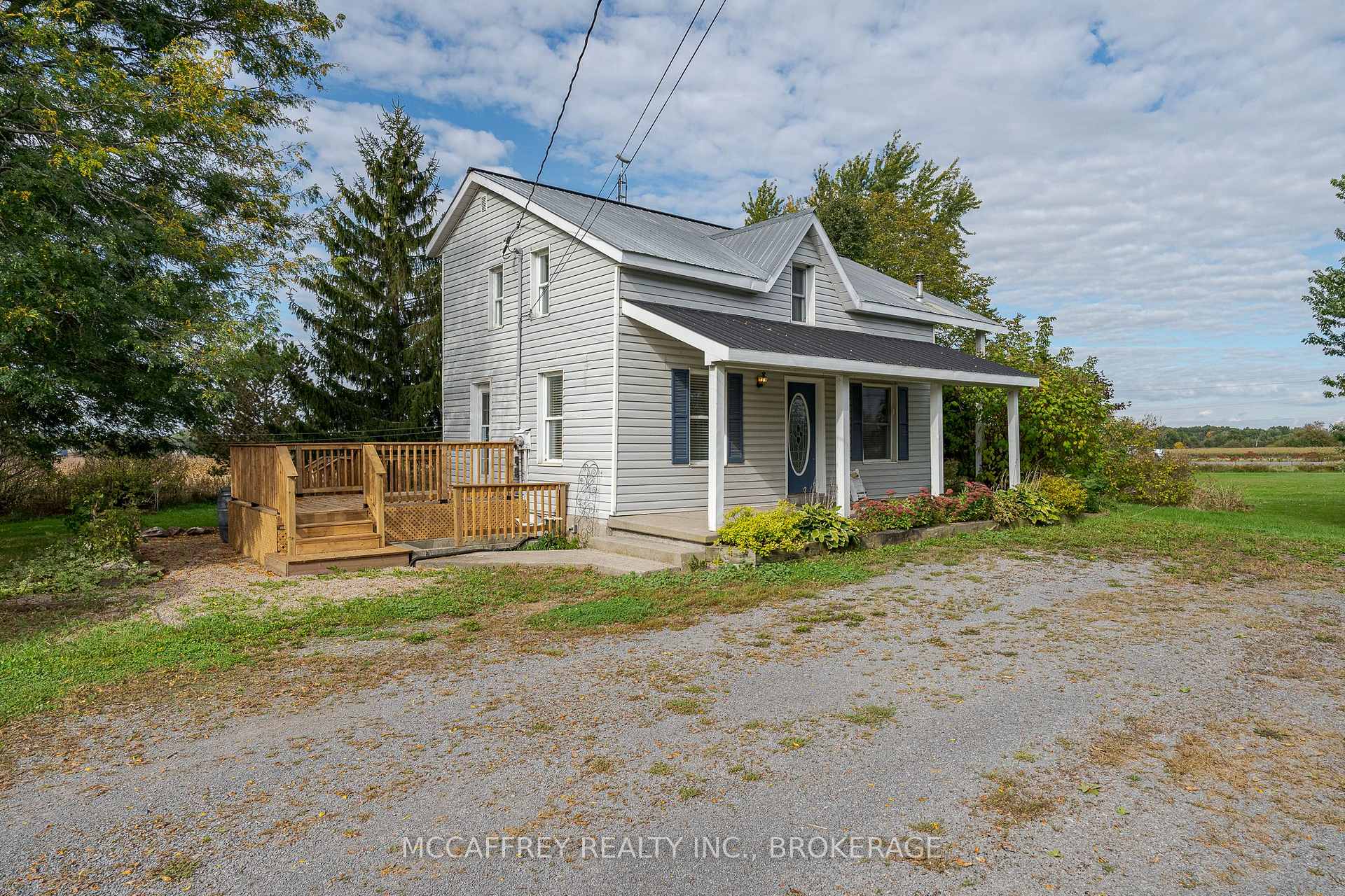 Photo 2 of 1112 County Rd 7, Loyalist, Lennox and Addington - South — HOMEH