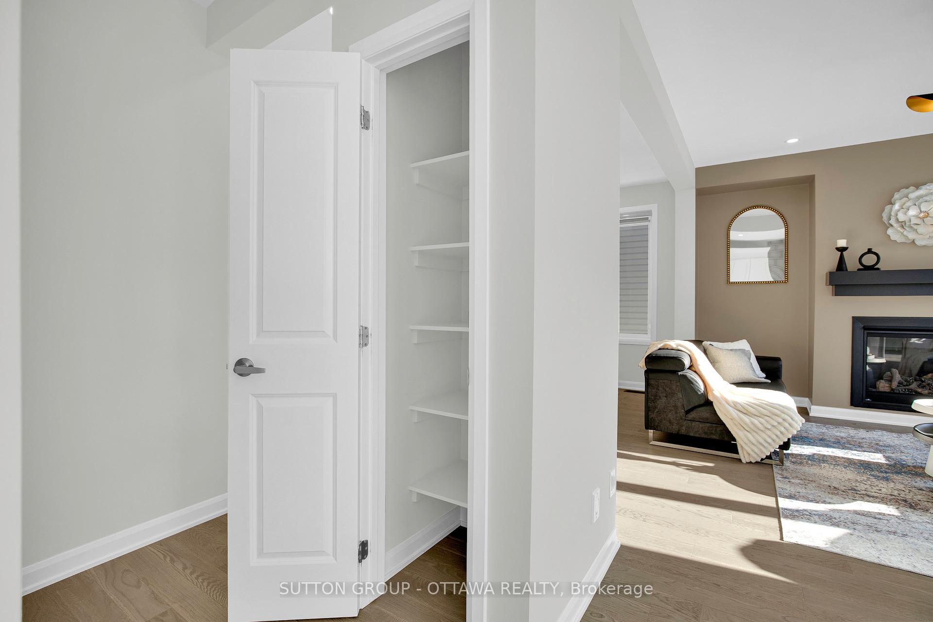 Photo 20 of 1021 Offley Road, Ottawa, Mahogany Community — HOMEH