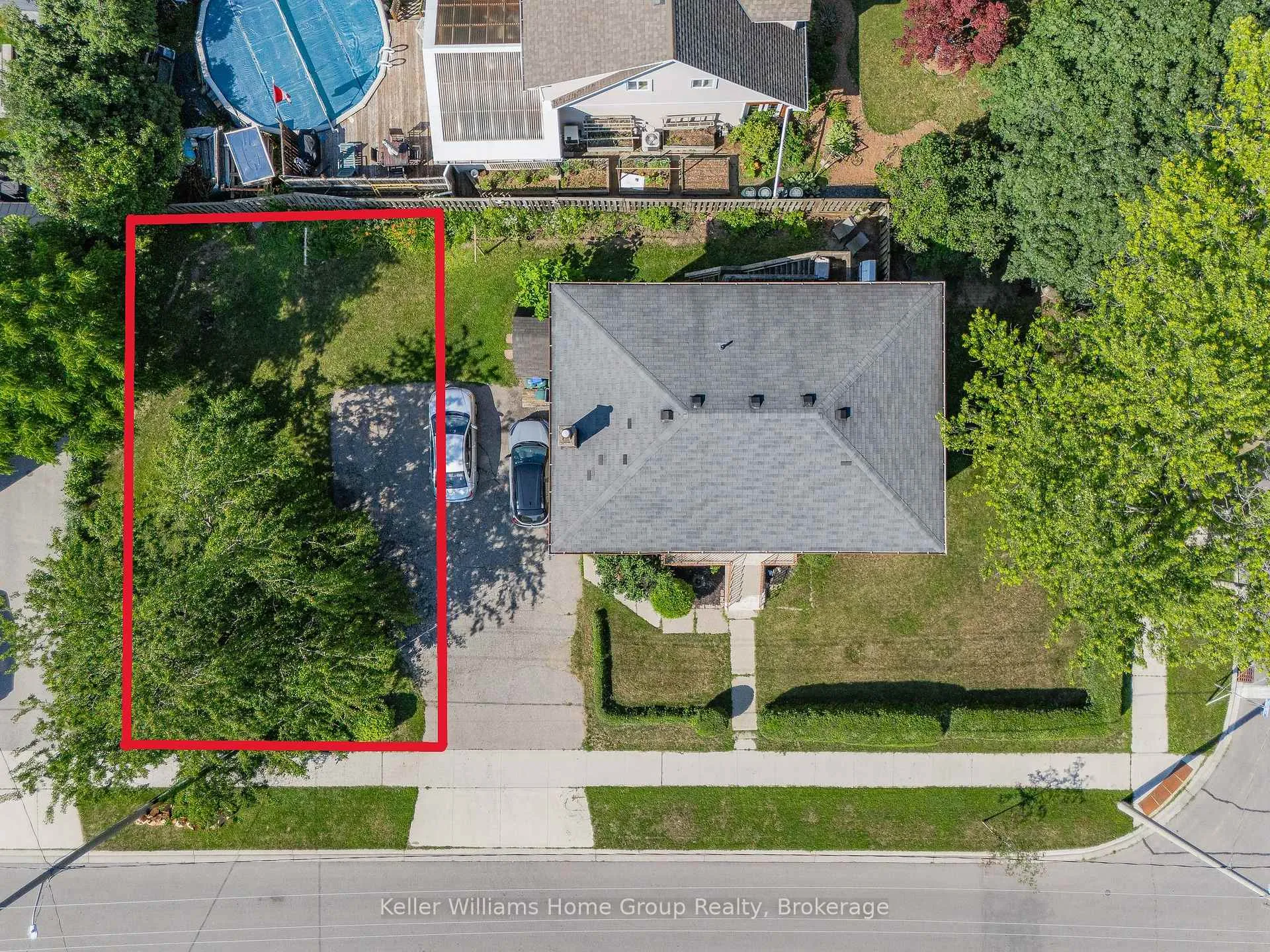 Photo 2 of 228A Connaught Street, Kitchener — HOMEH