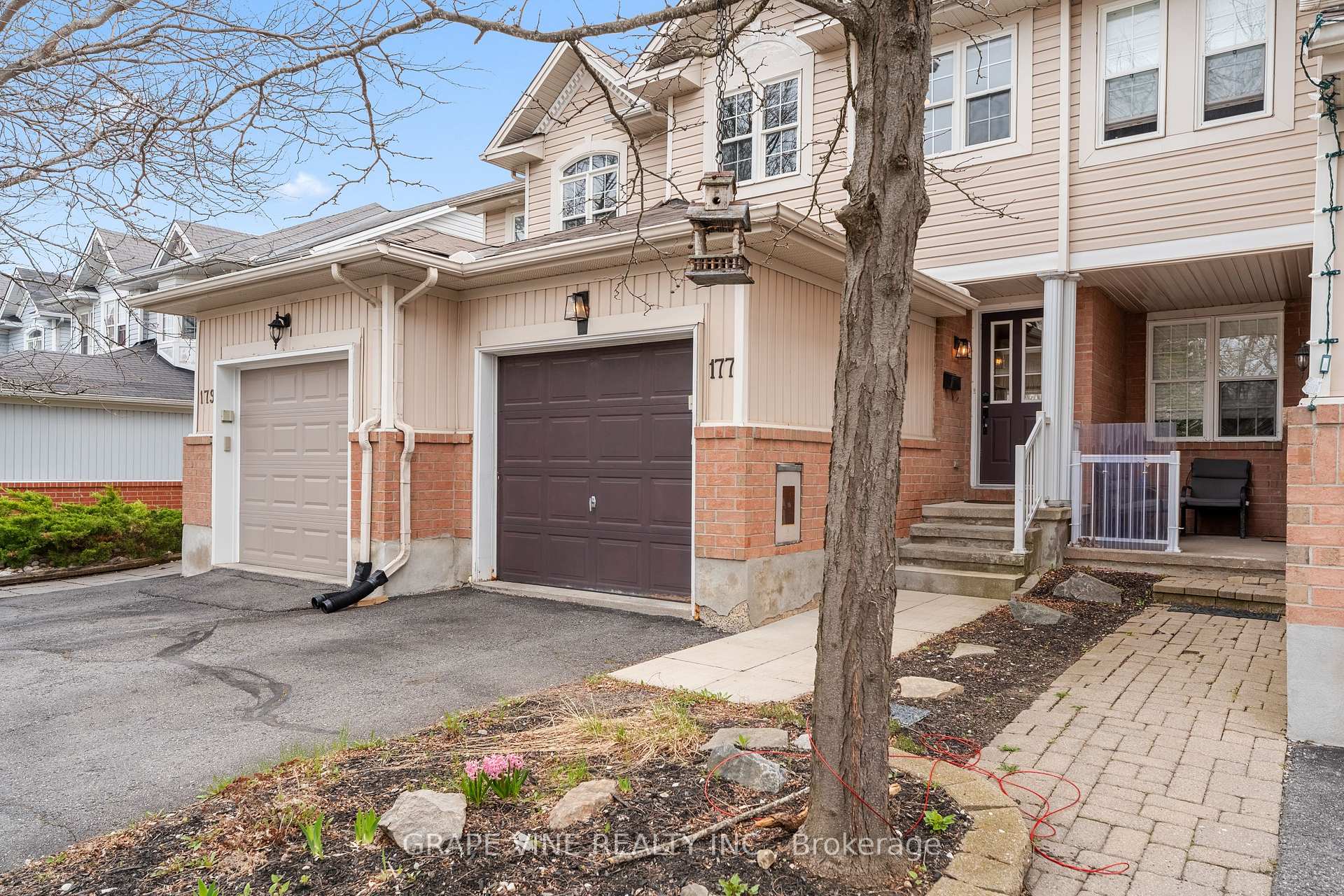 Photo 2 of 177 Kinross Private, Ottawa, Kanata - Morgan's Grant/South March — HOMEH