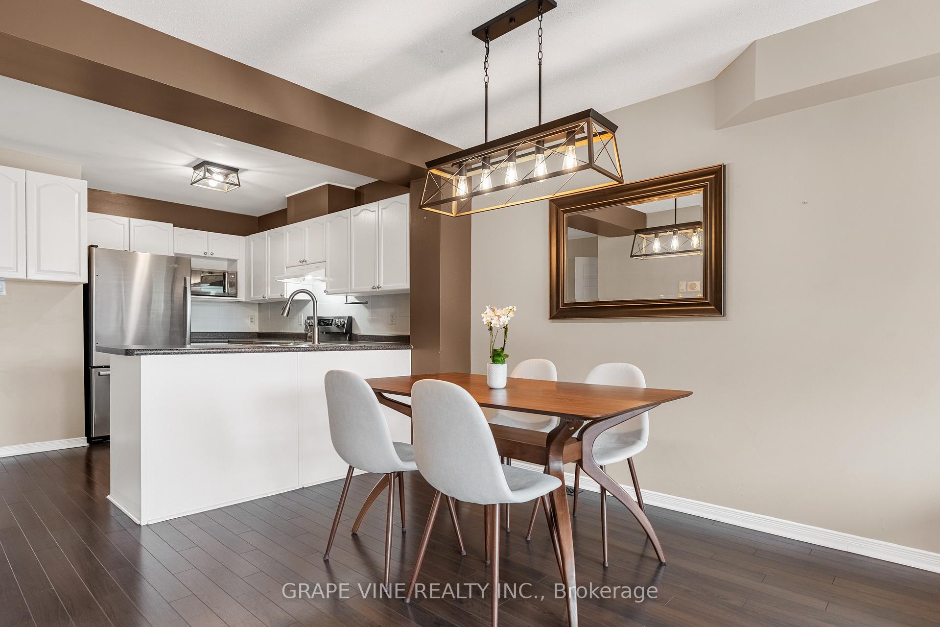 Photo 8 of 177 Kinross Private, Ottawa, Kanata - Morgan's Grant/South March — HOMEH