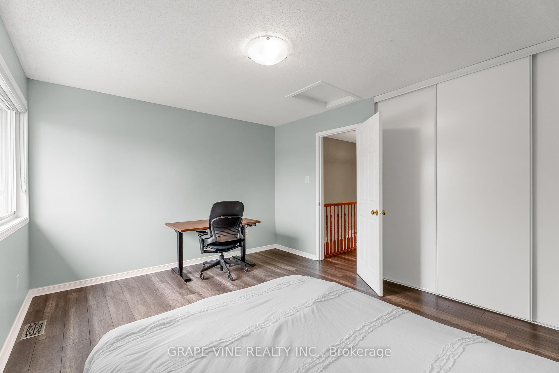 Photo 17 of 177 Kinross Private, Ottawa, Kanata - Morgan's Grant/South March — HOMEH