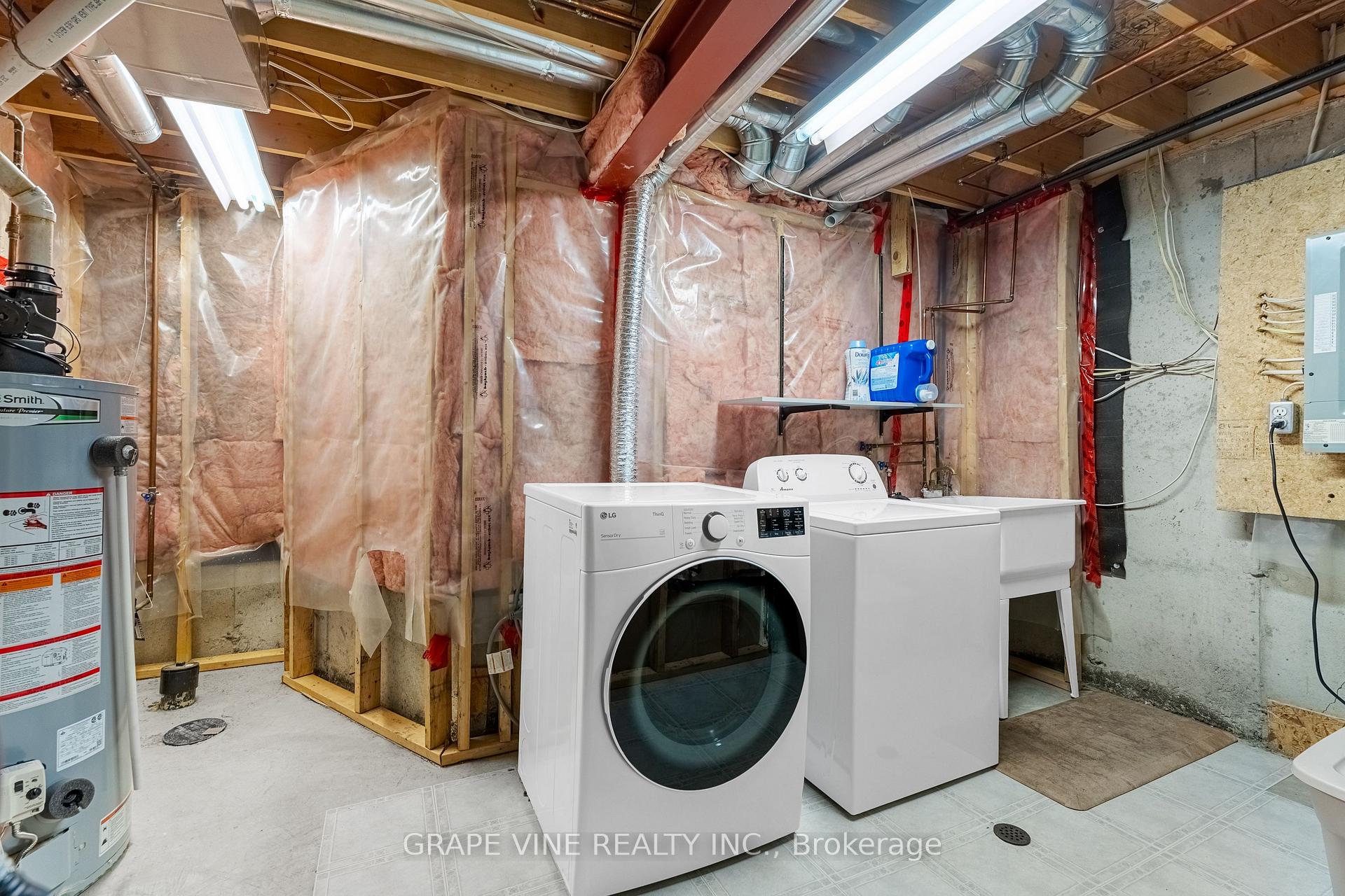 Photo 22 of 177 Kinross Private, Ottawa, Kanata - Morgan's Grant/South March — HOMEH